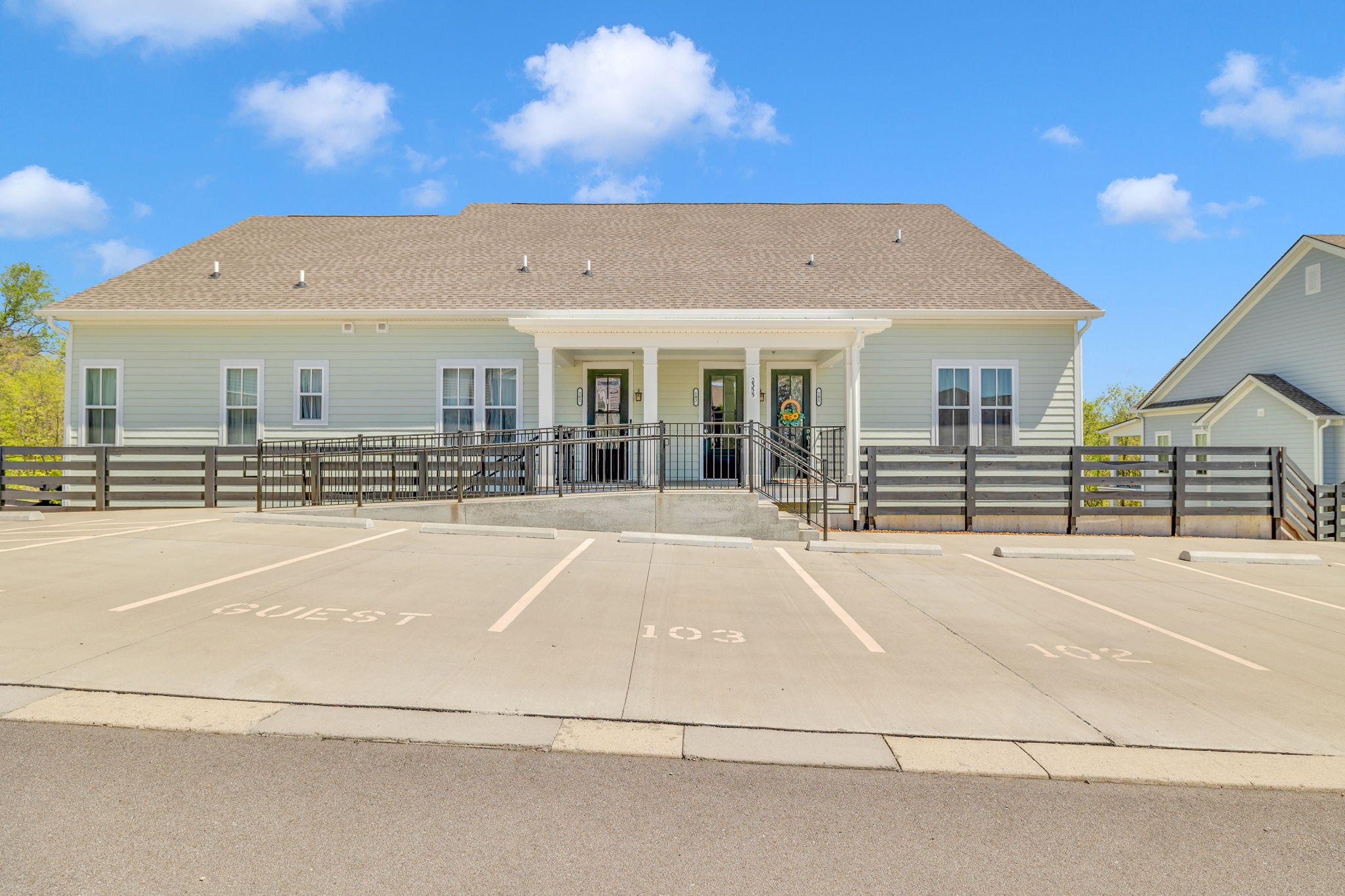 2355 Fairchild Cir Unit: 102