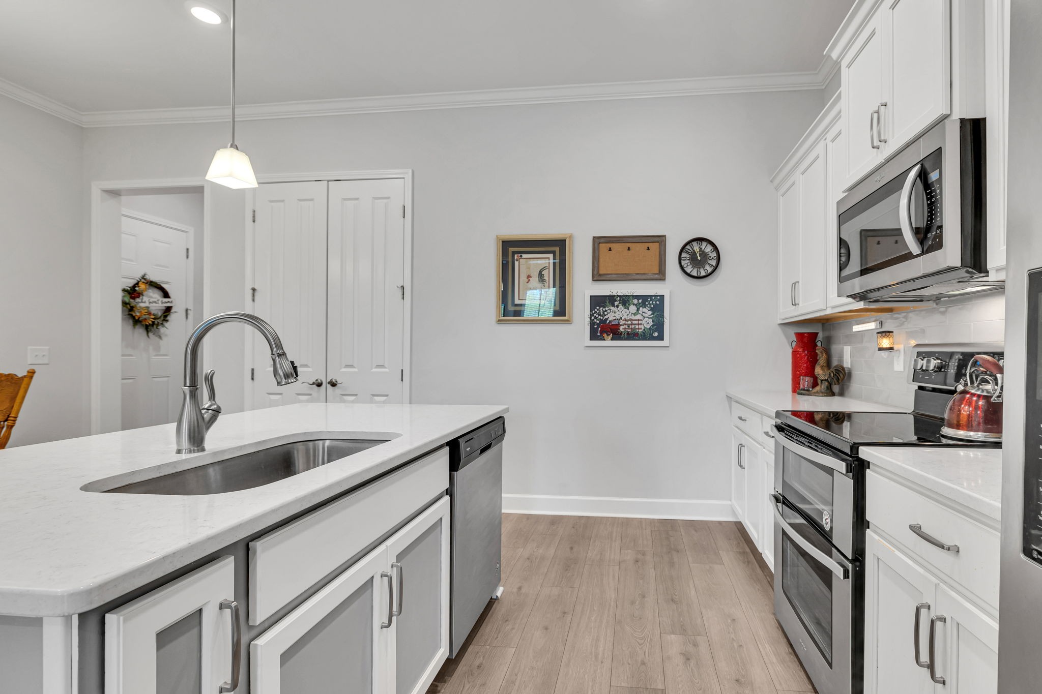 2355 Fairchild Cir Unit: 102