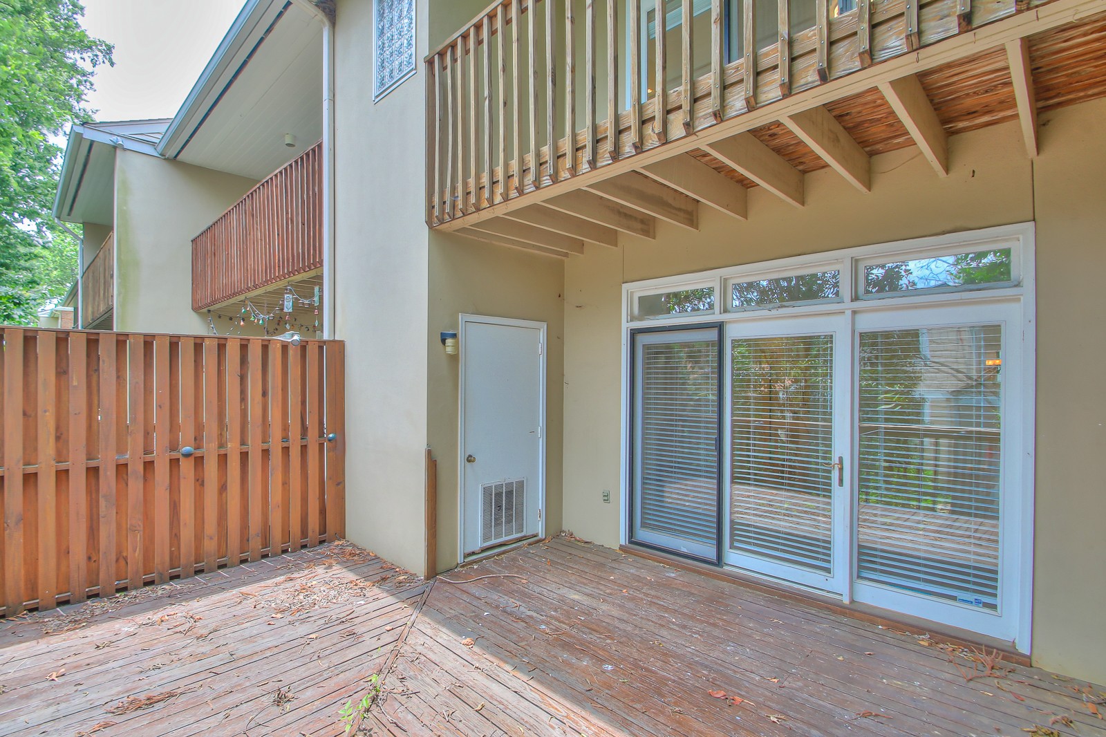 4220 Lone Oak Rd