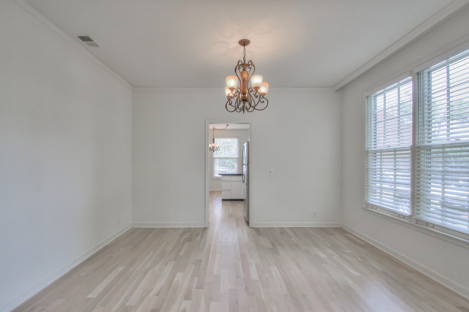 4220 Lone Oak Rd