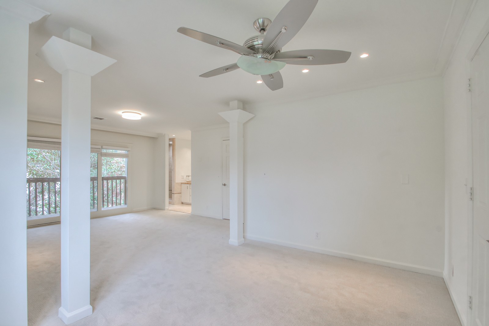 4220 Lone Oak Rd