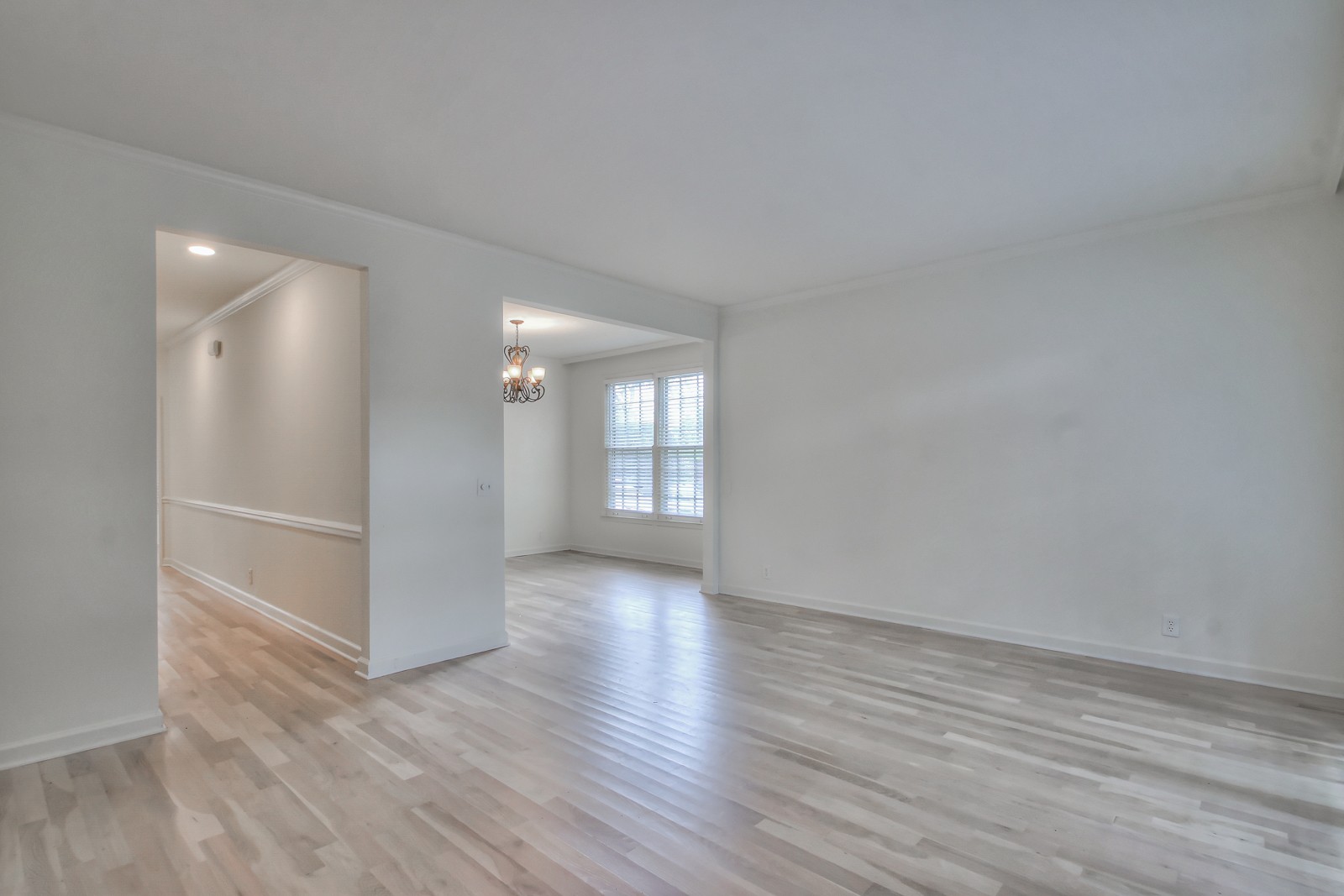 4220 Lone Oak Rd