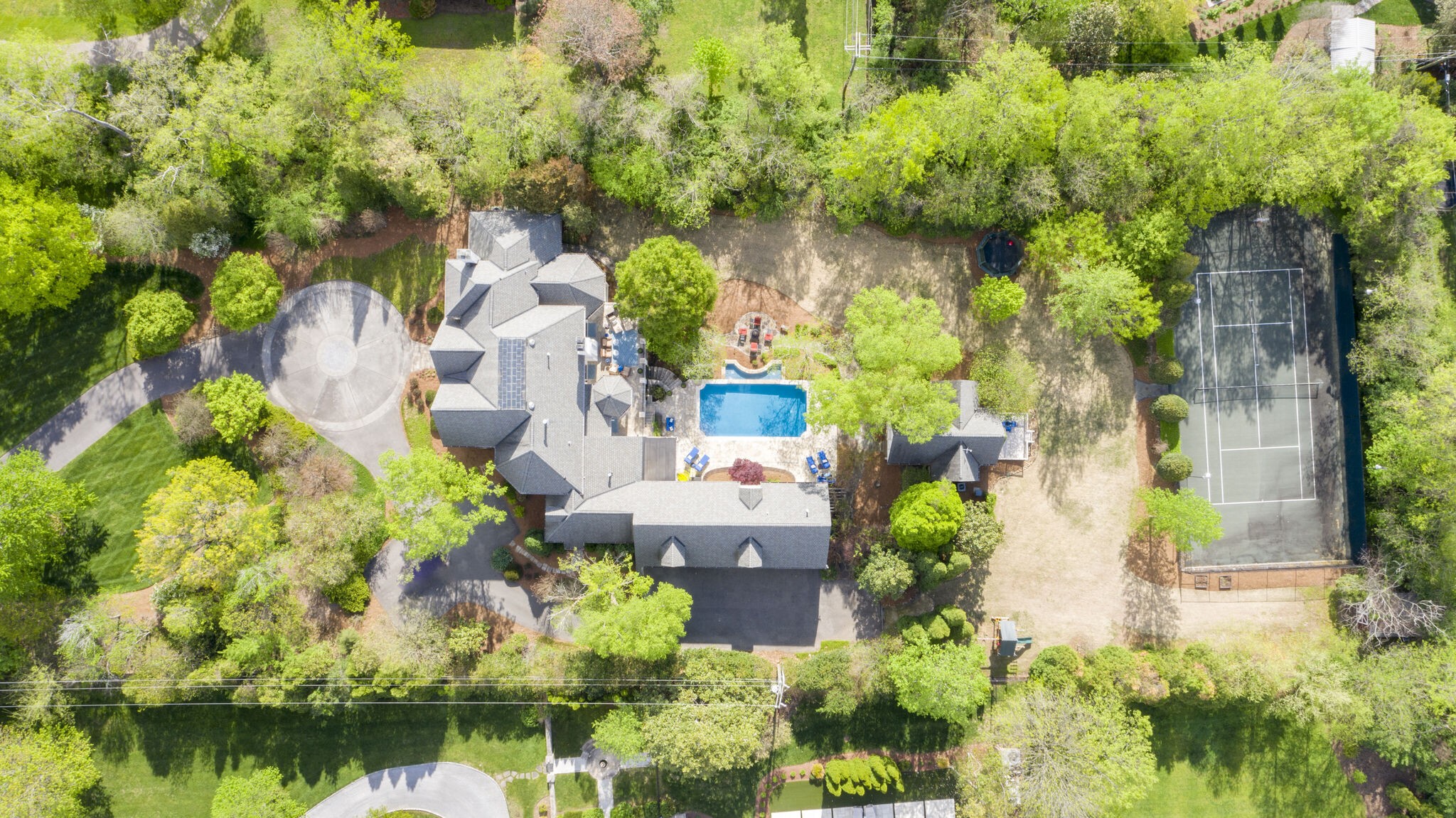 2315 Woodmont Blvd