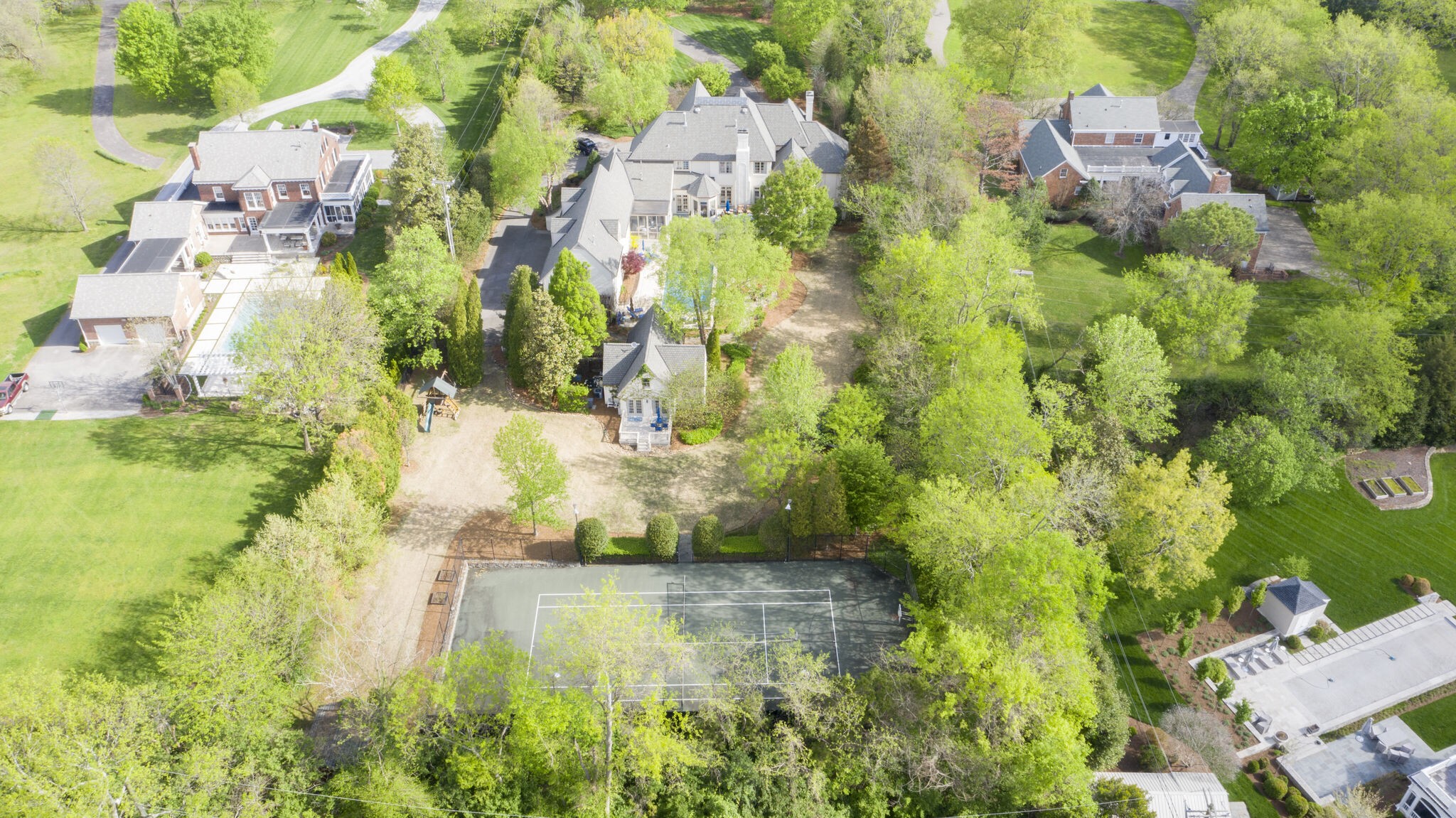 2315 Woodmont Blvd