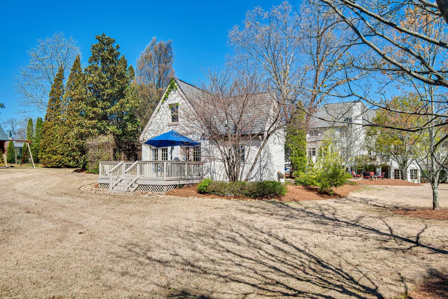 2315 Woodmont Blvd