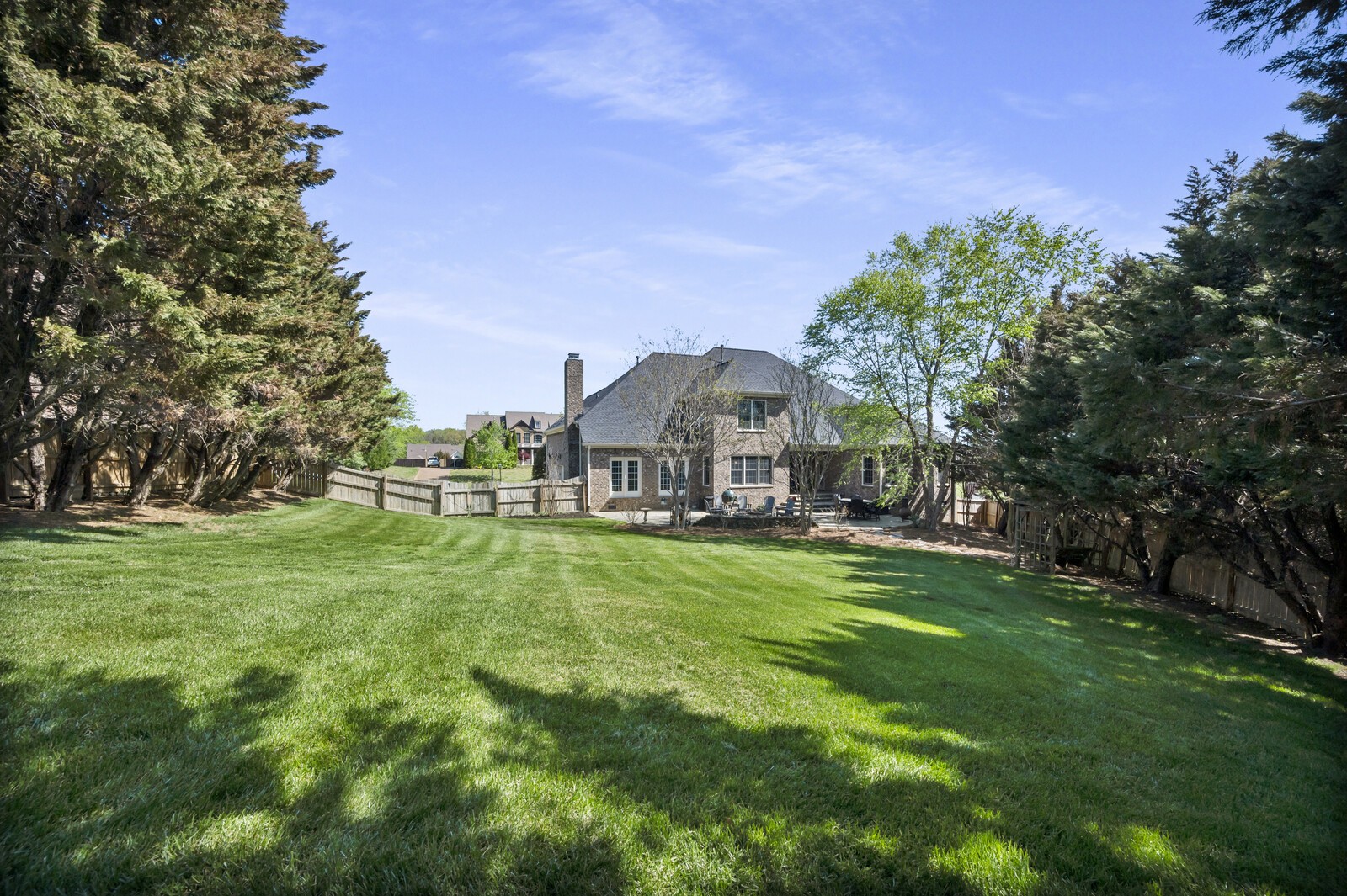 9695 Sapphire Ct