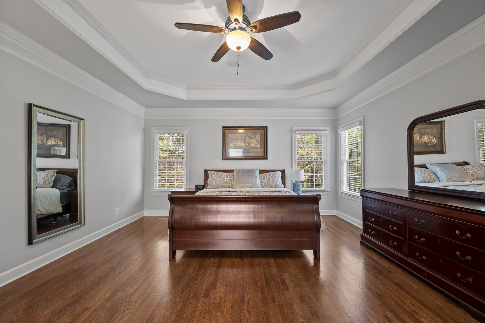 9695 Sapphire Ct