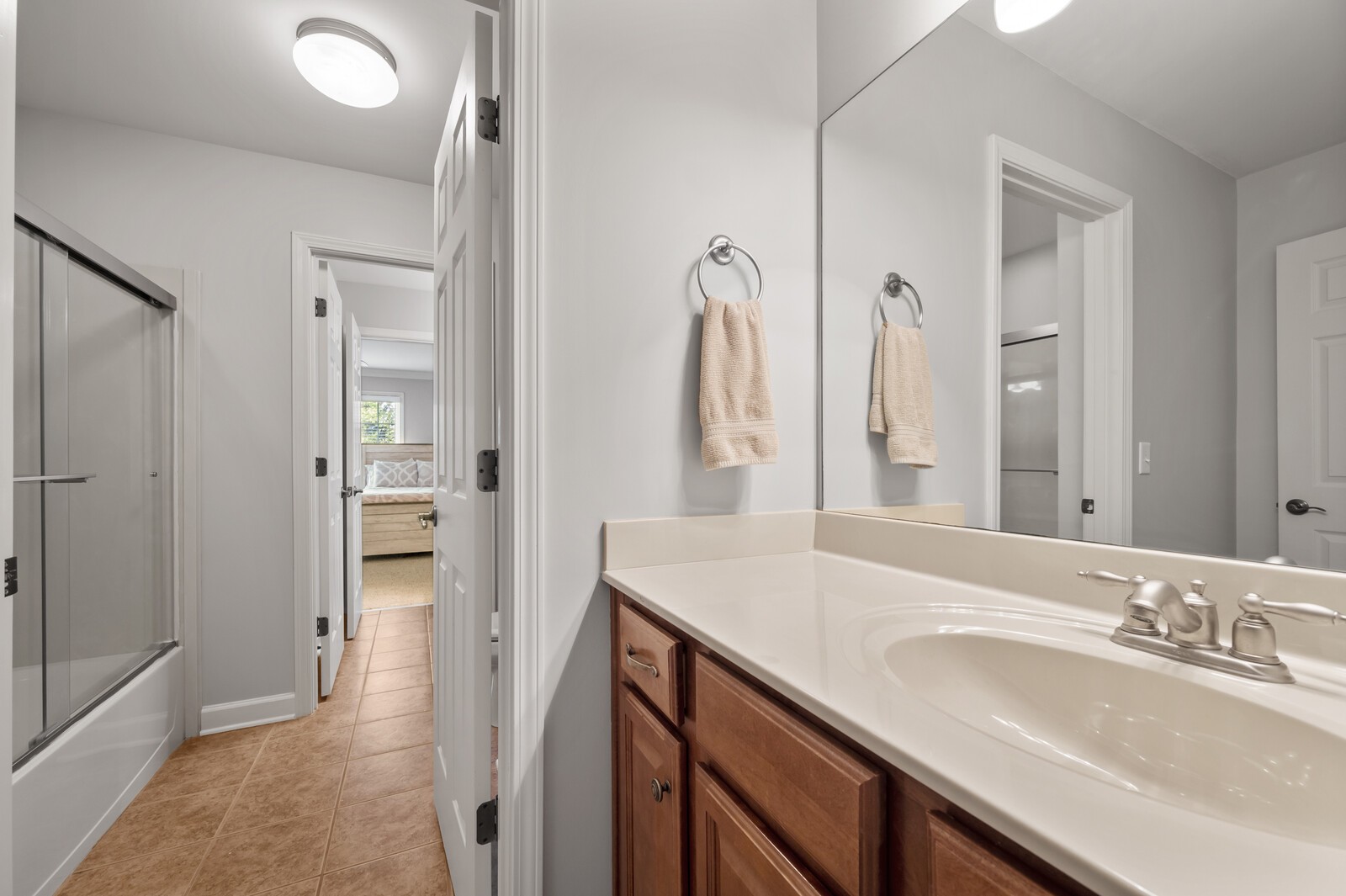 9695 Sapphire Ct