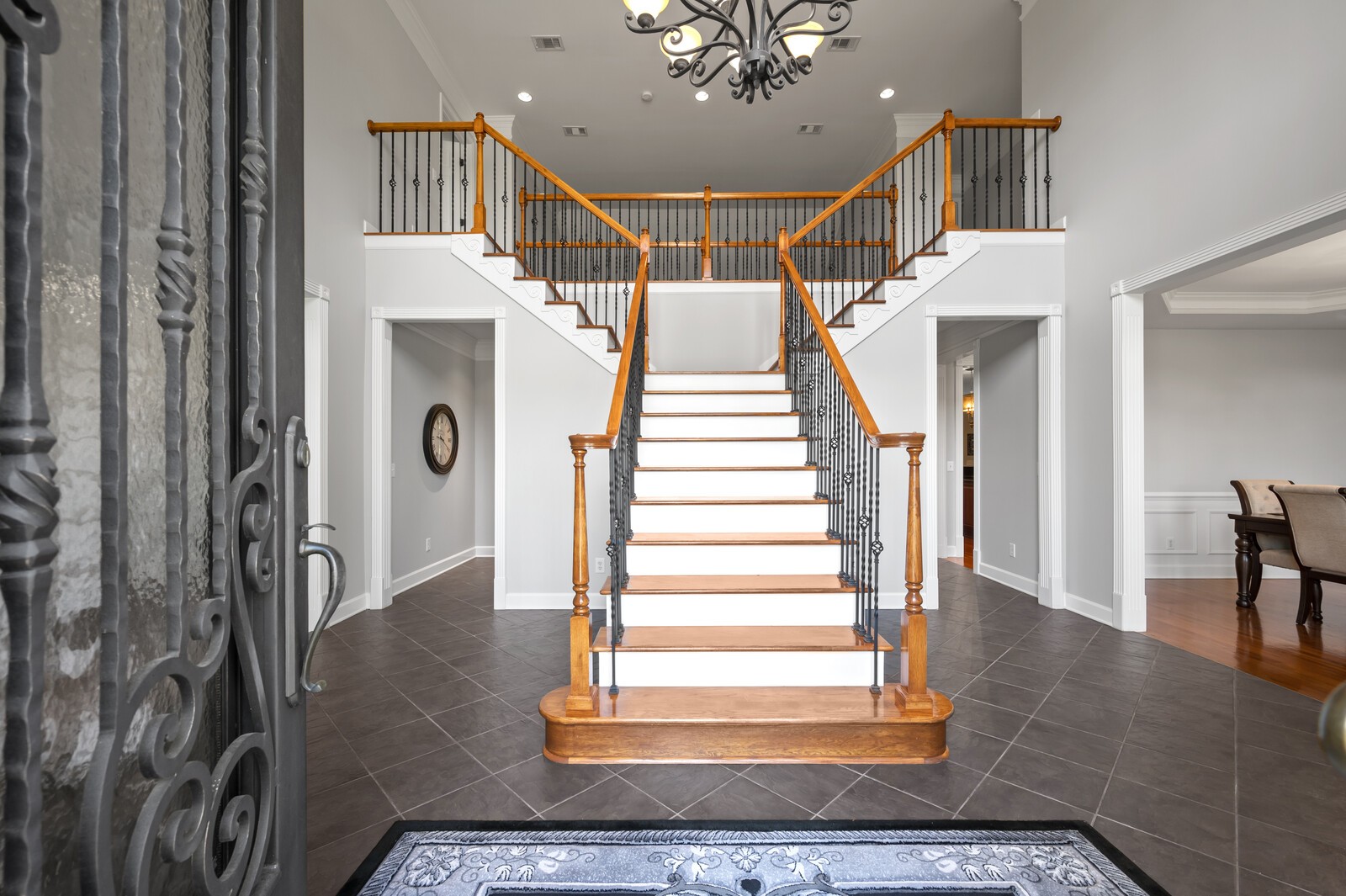 9695 Sapphire Ct