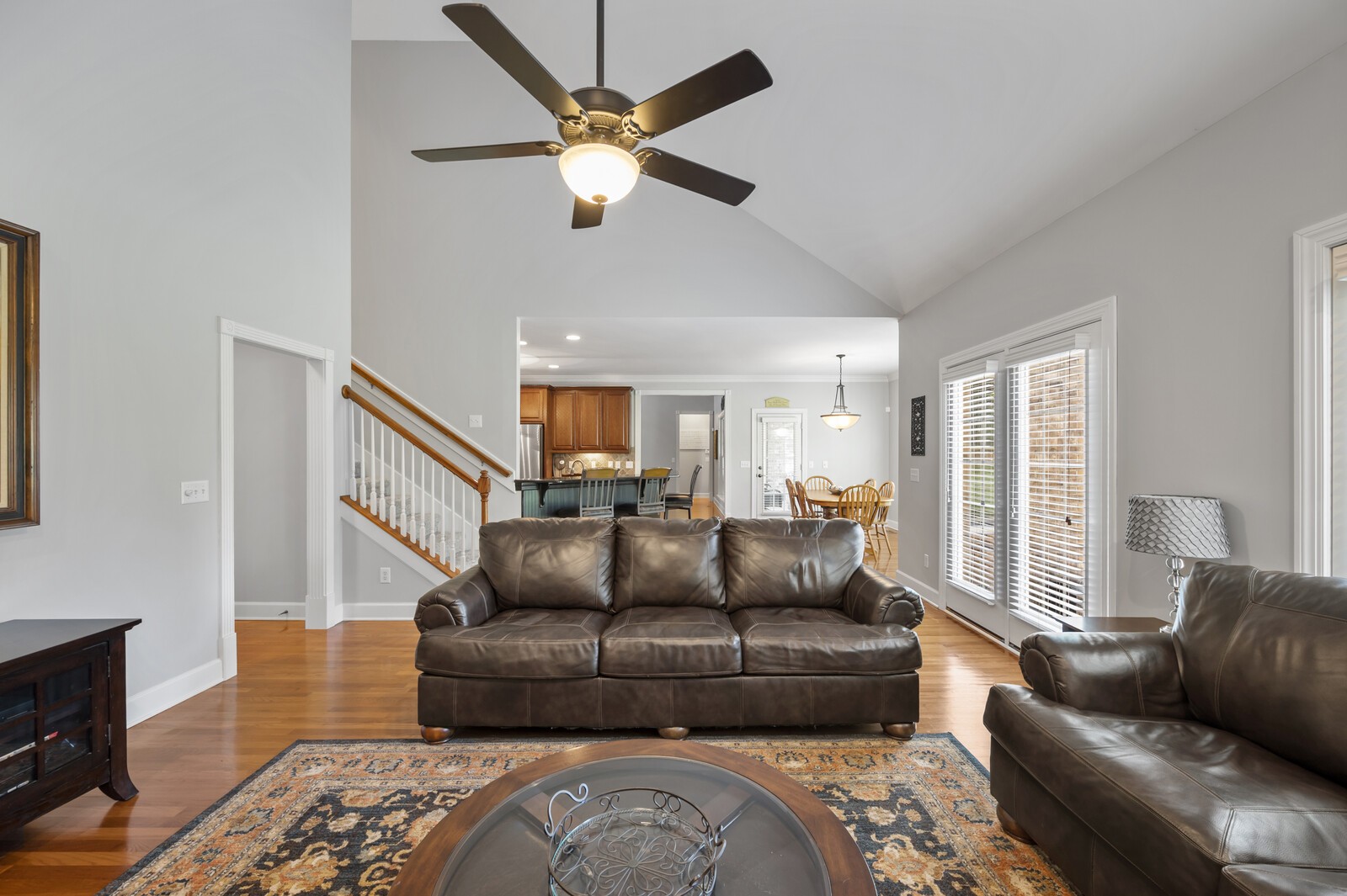 9695 Sapphire Ct