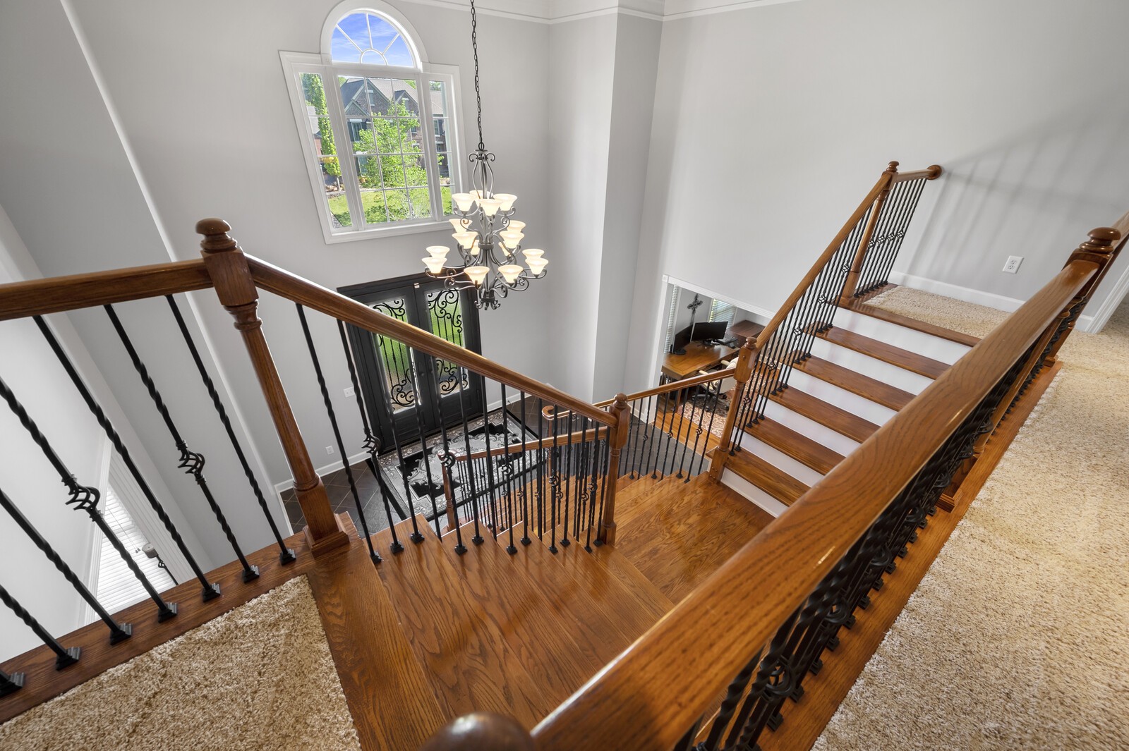 9695 Sapphire Ct