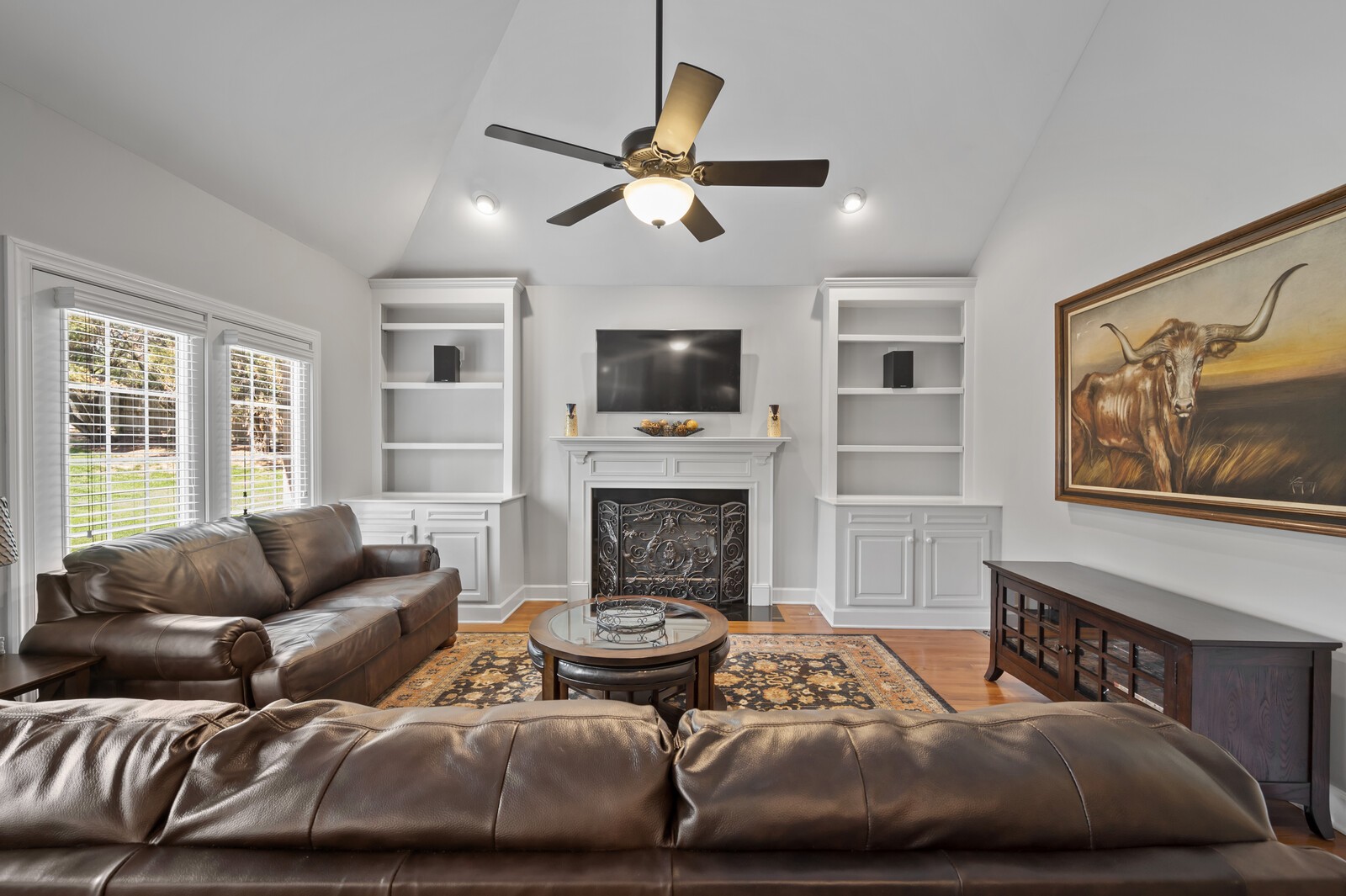 9695 Sapphire Ct