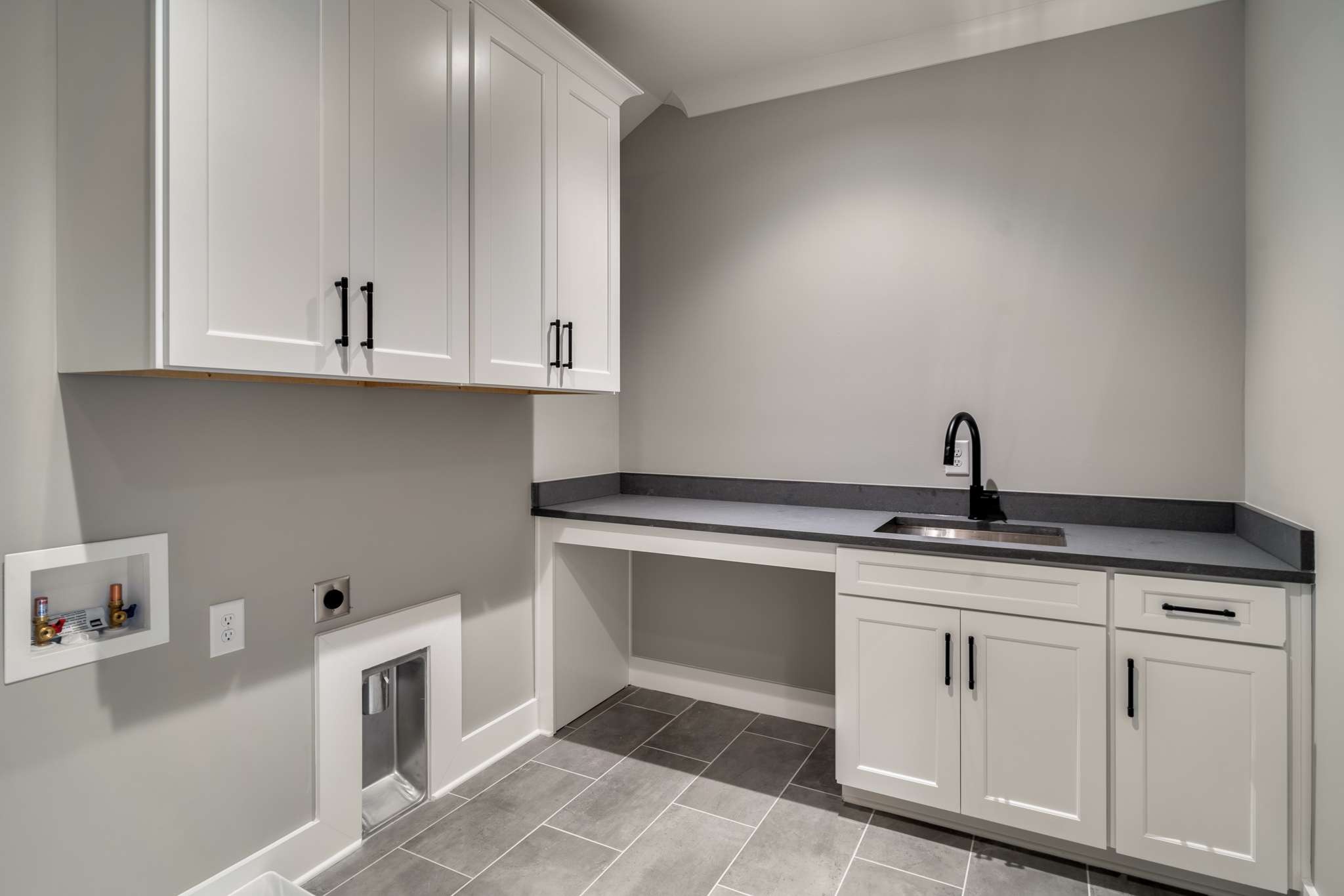 4324 General Bate Dr