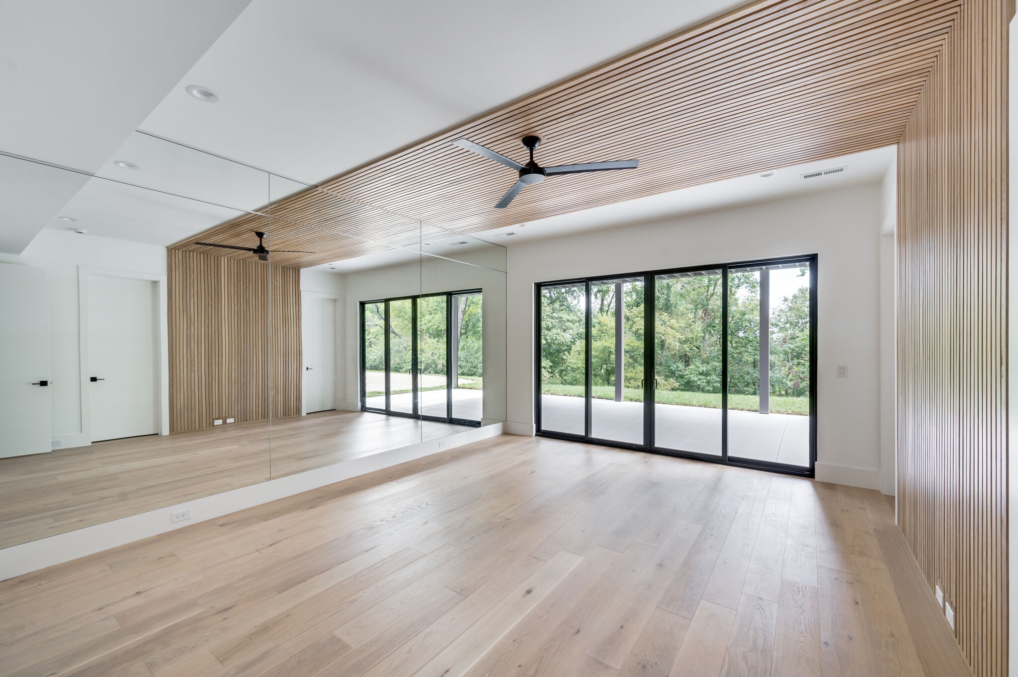 225 Robin Hill Rd
