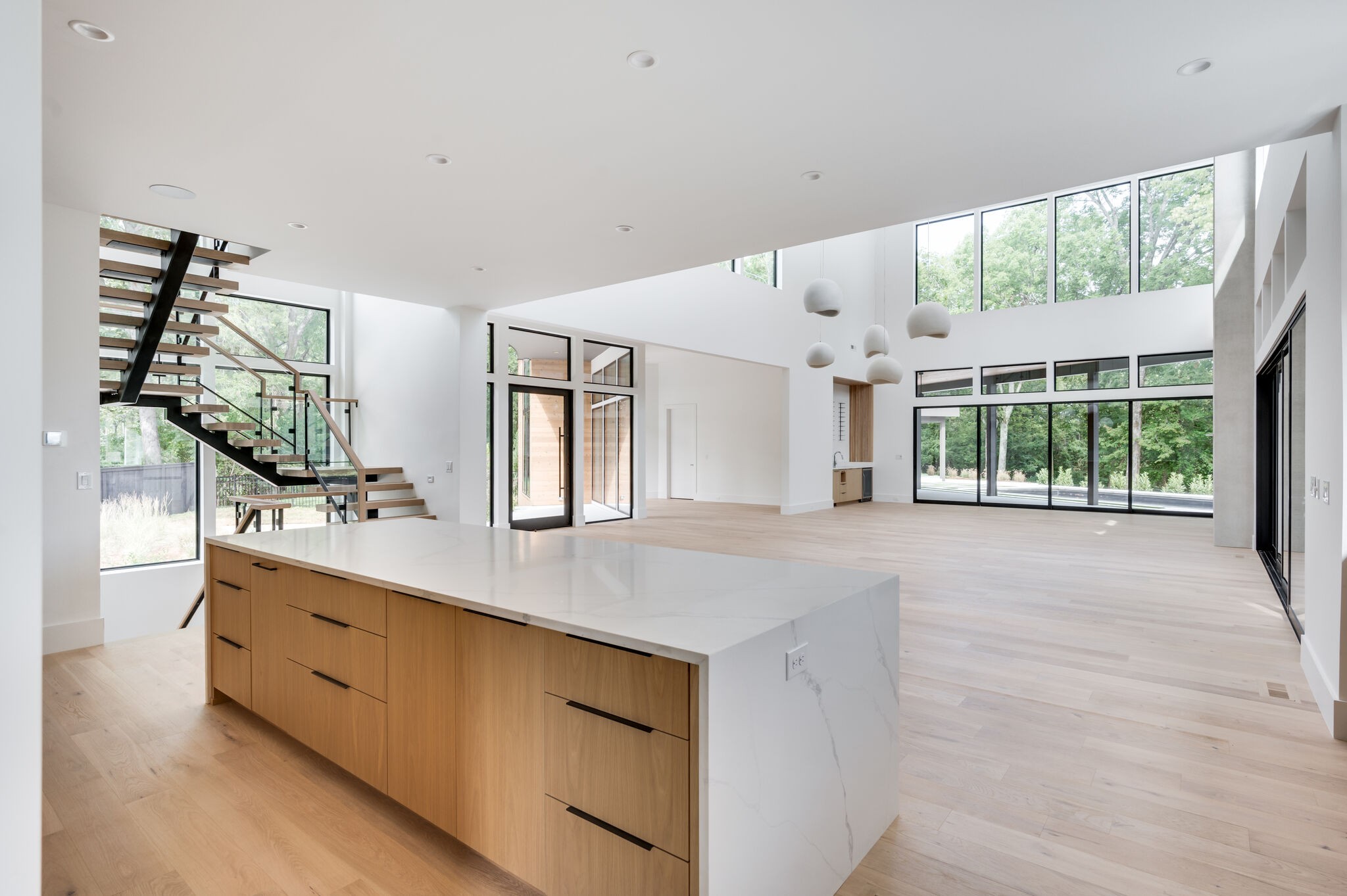 225 Robin Hill Rd