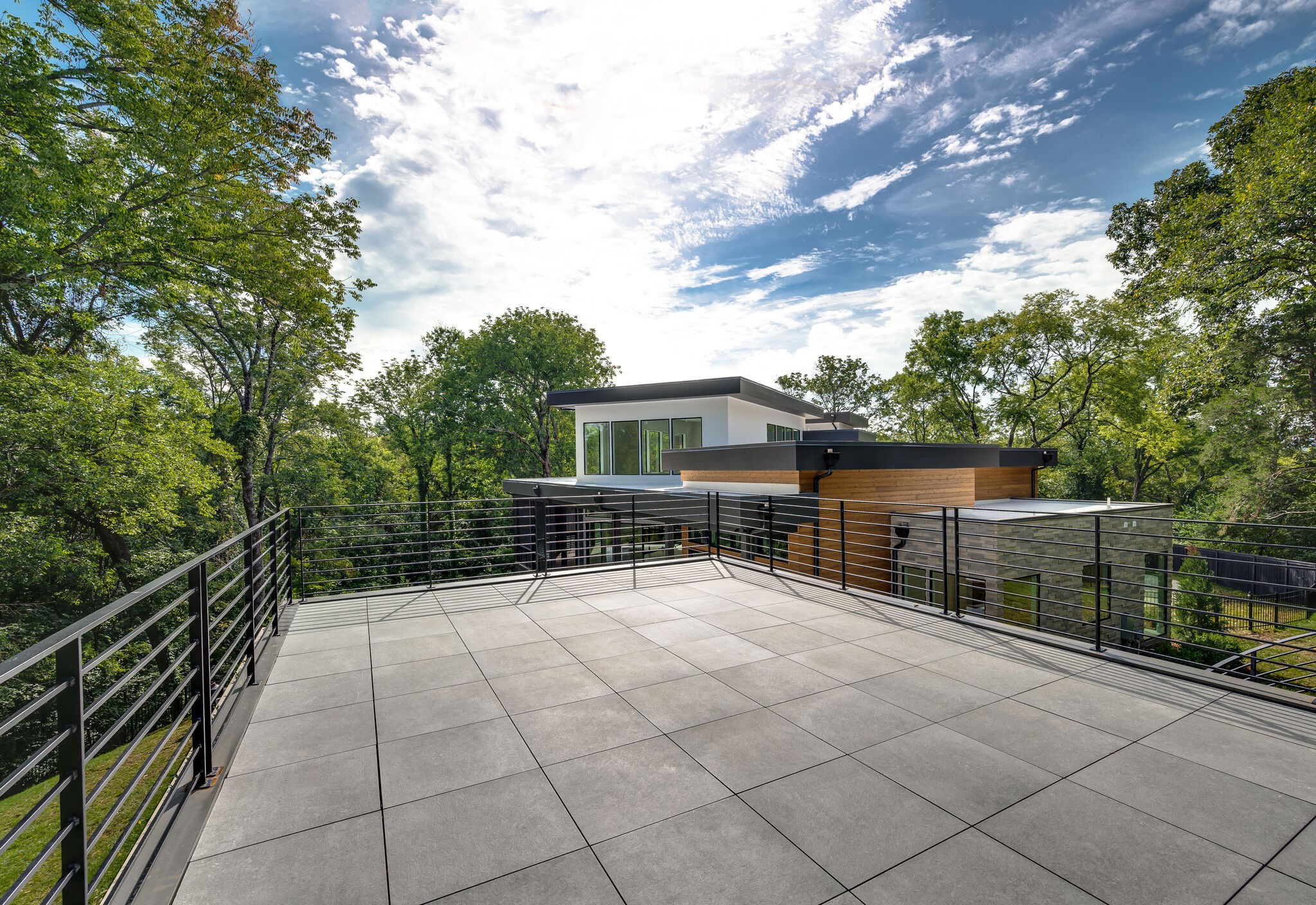 225 Robin Hill Rd