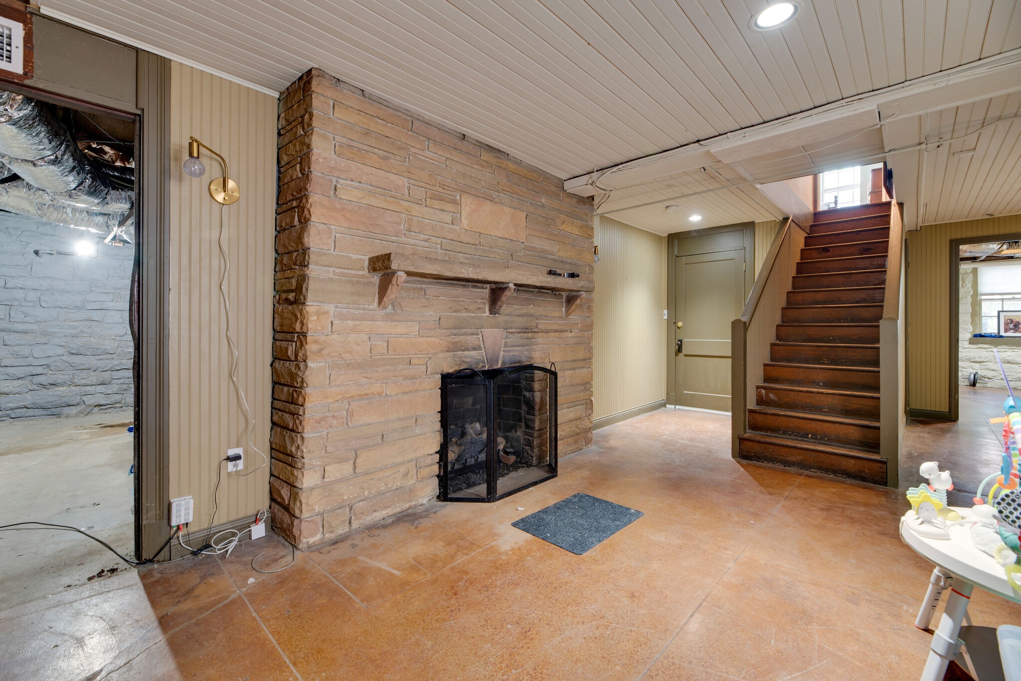 1023 Woodmont Blvd