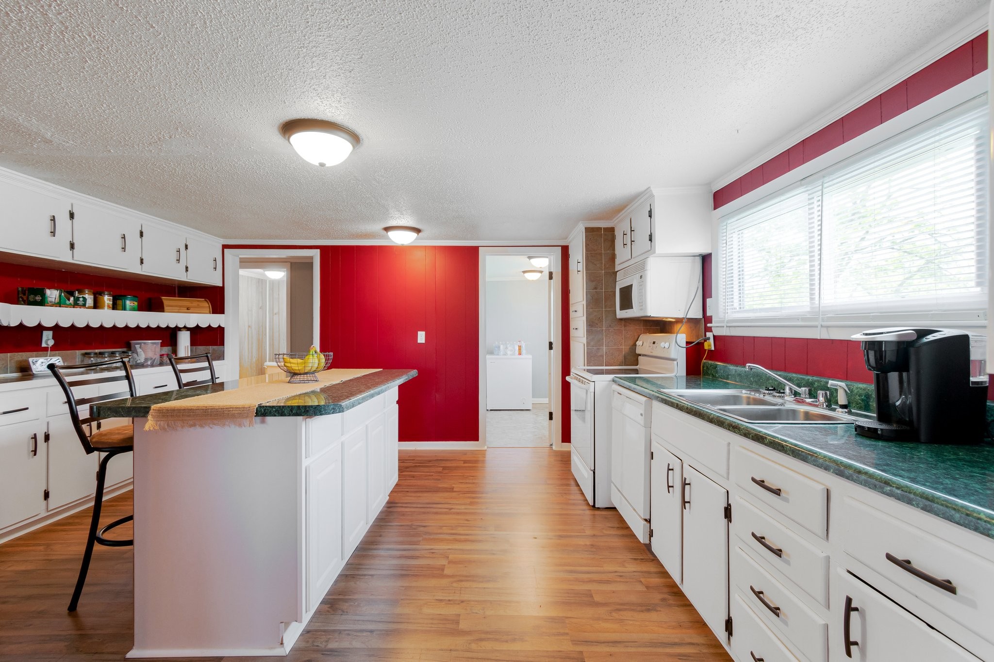3260 Highway 49, E