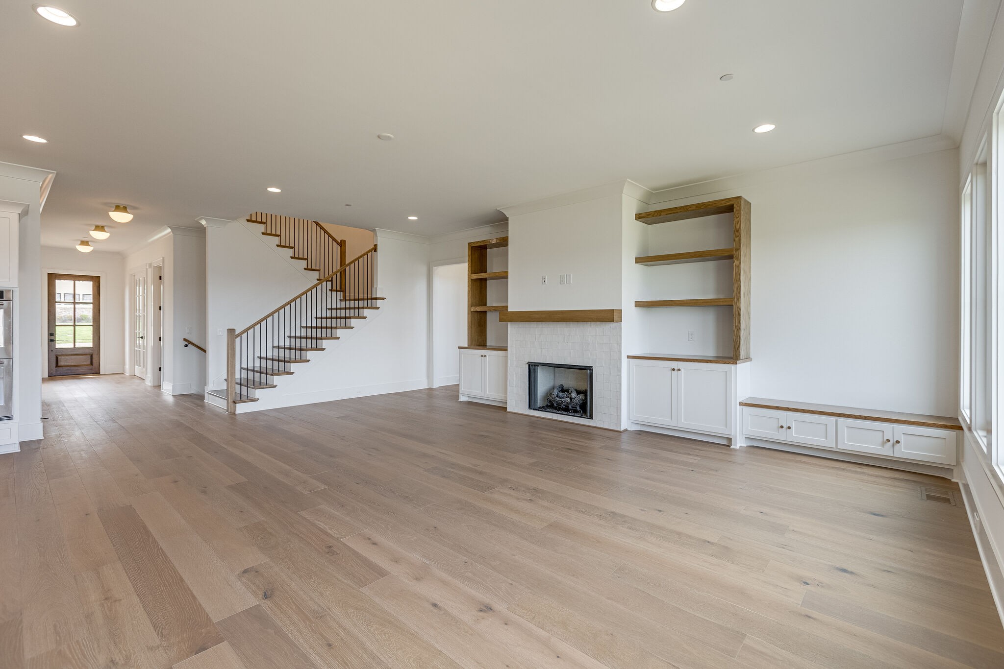 1004 Lawson Ln