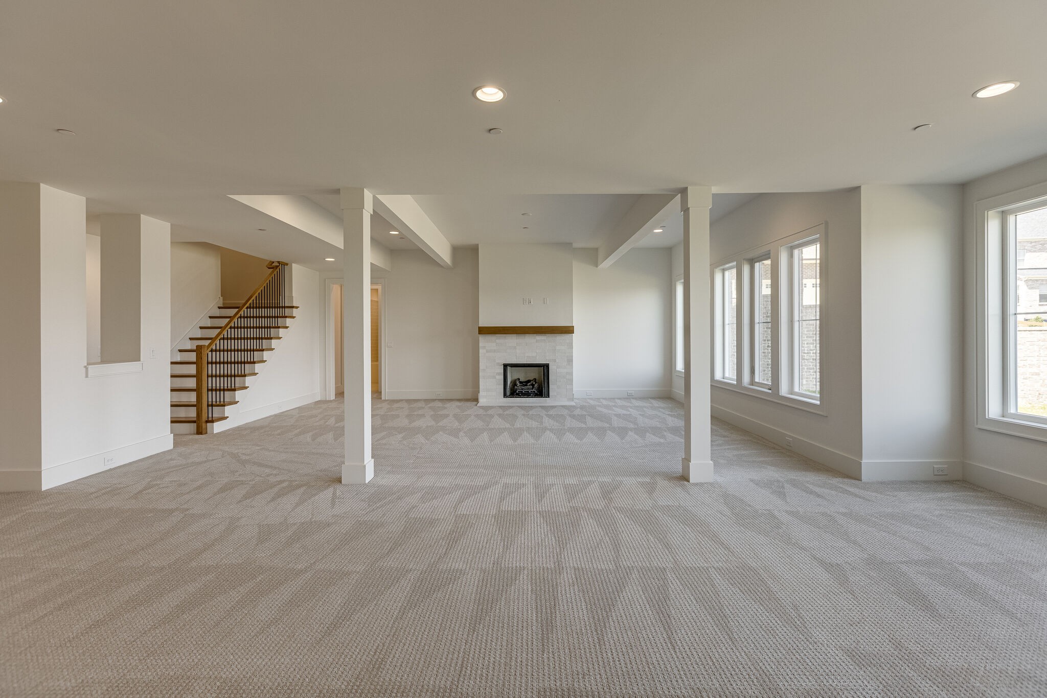 1004 Lawson Ln