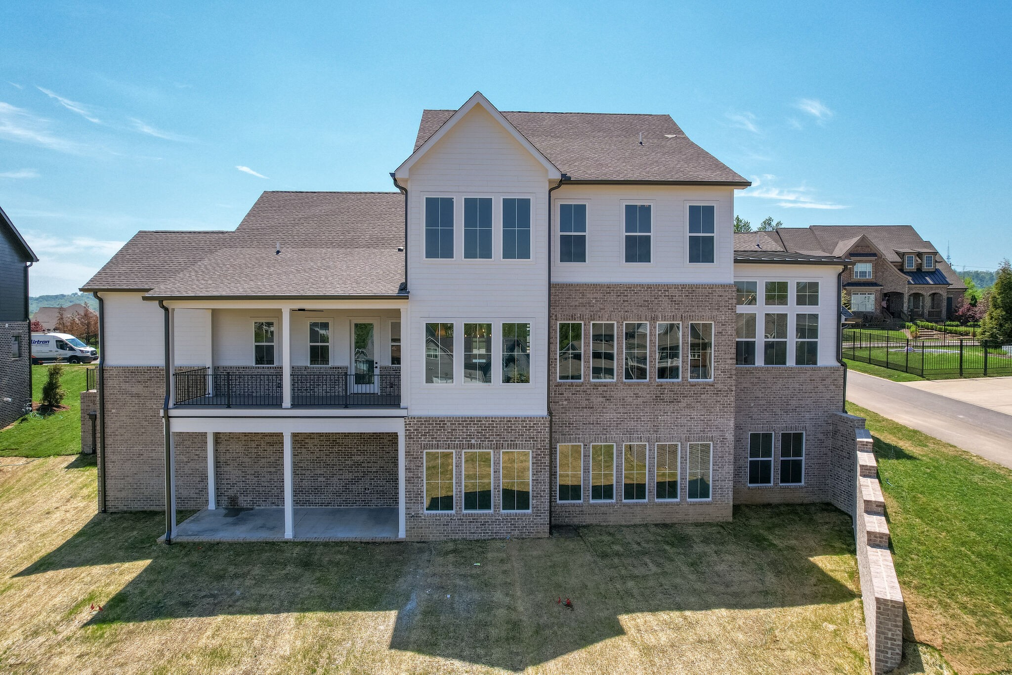 1004 Lawson Ln