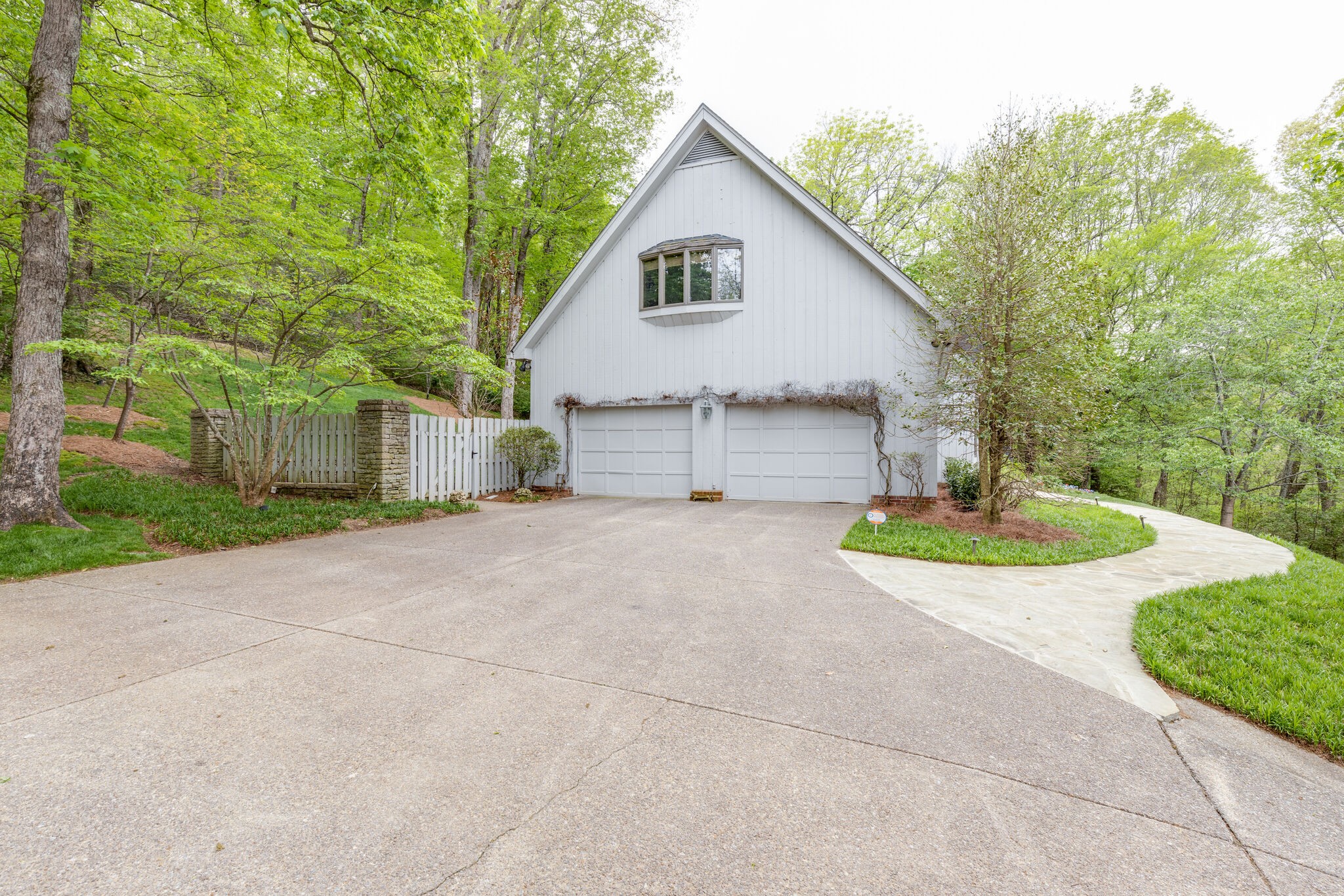 4378 Chickering Ln
