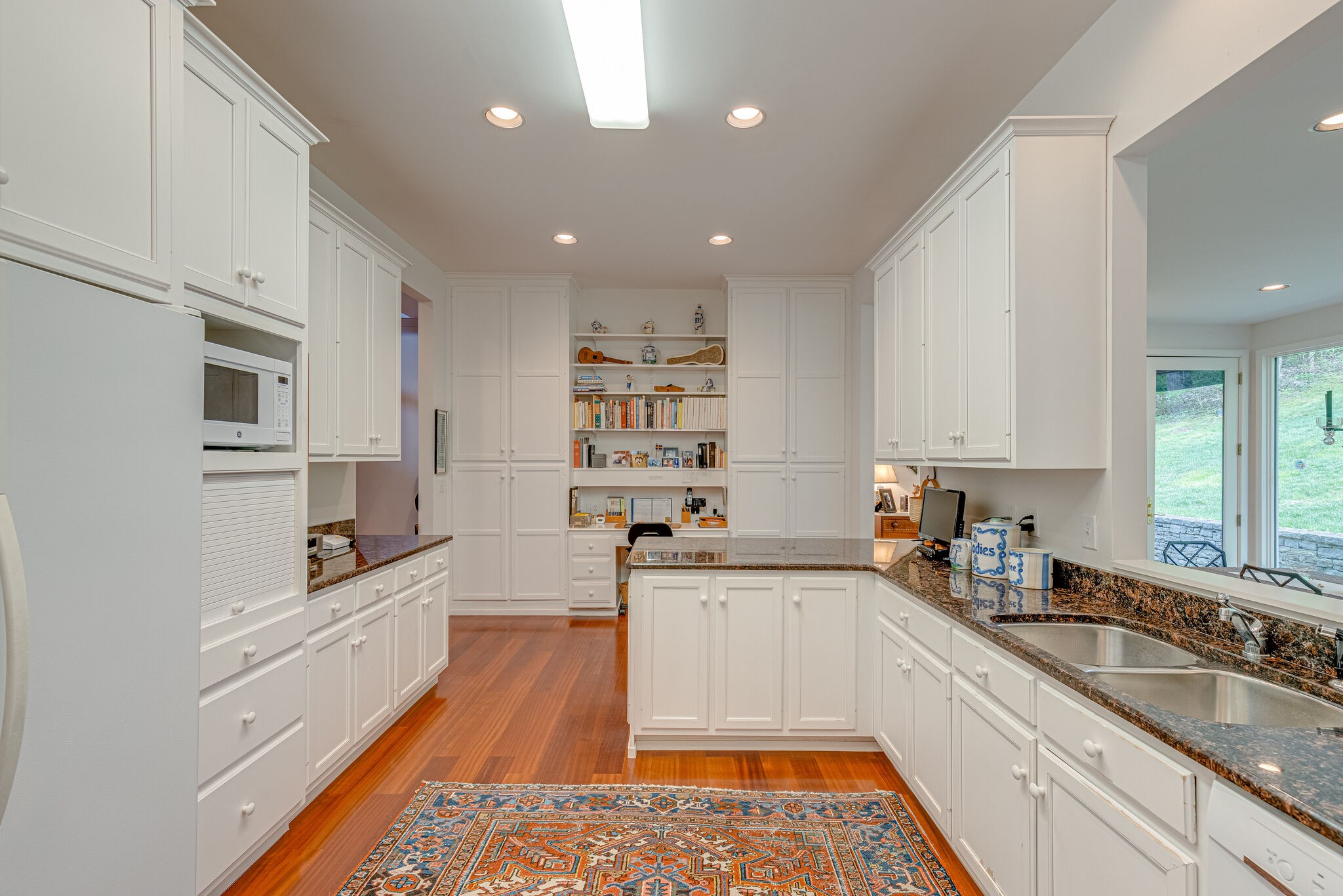 4378 Chickering Ln