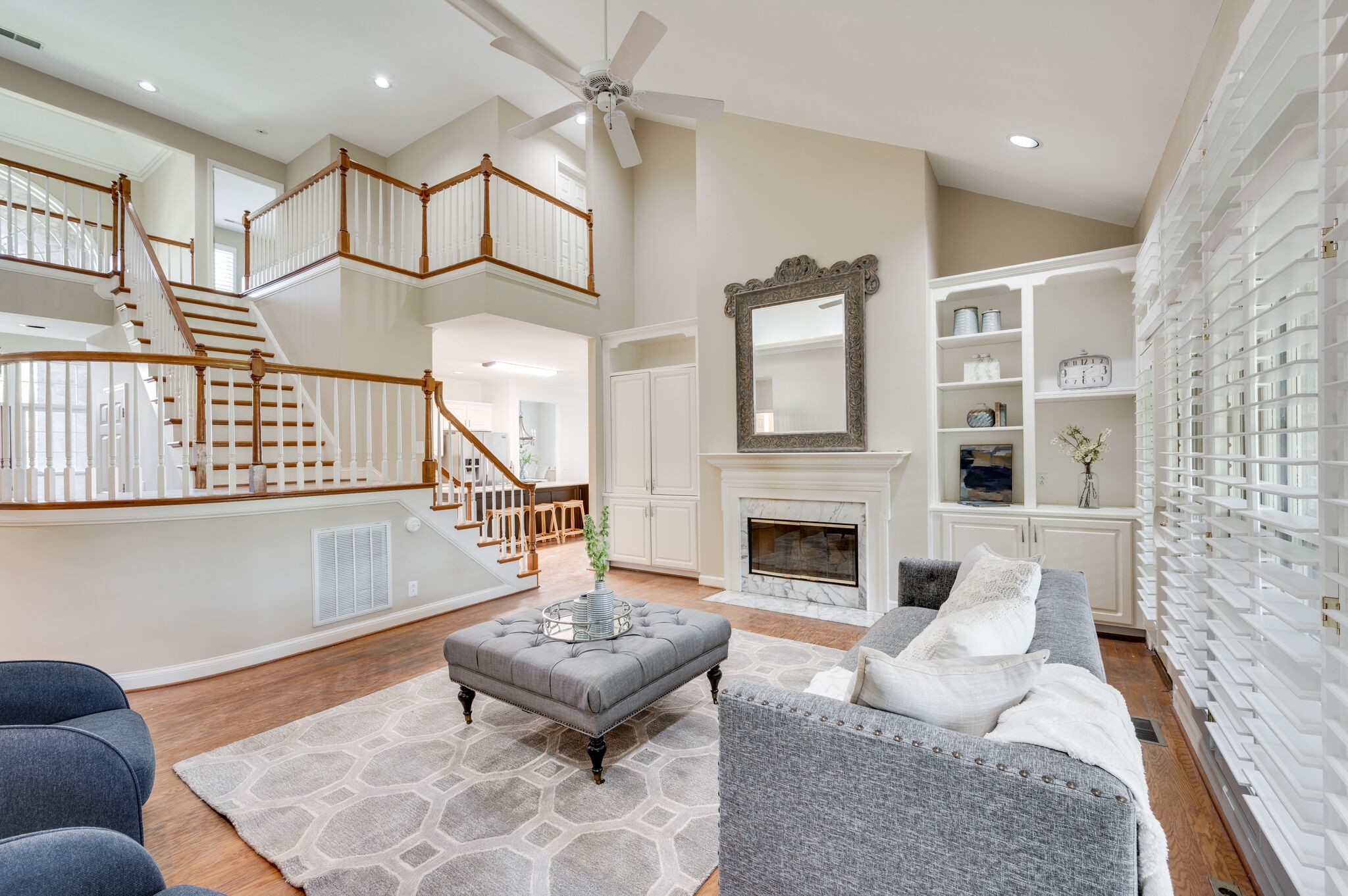 903 Grapevine Ln