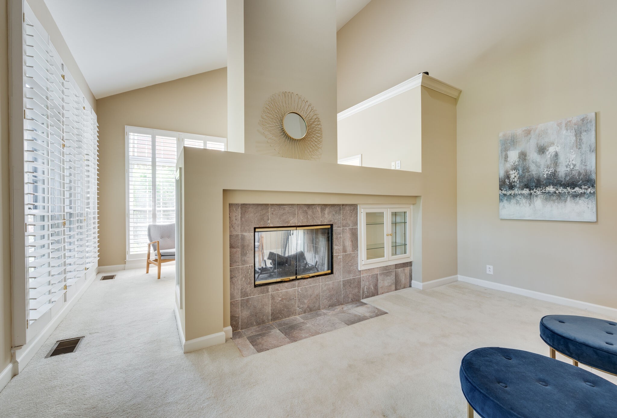 903 Grapevine Ln