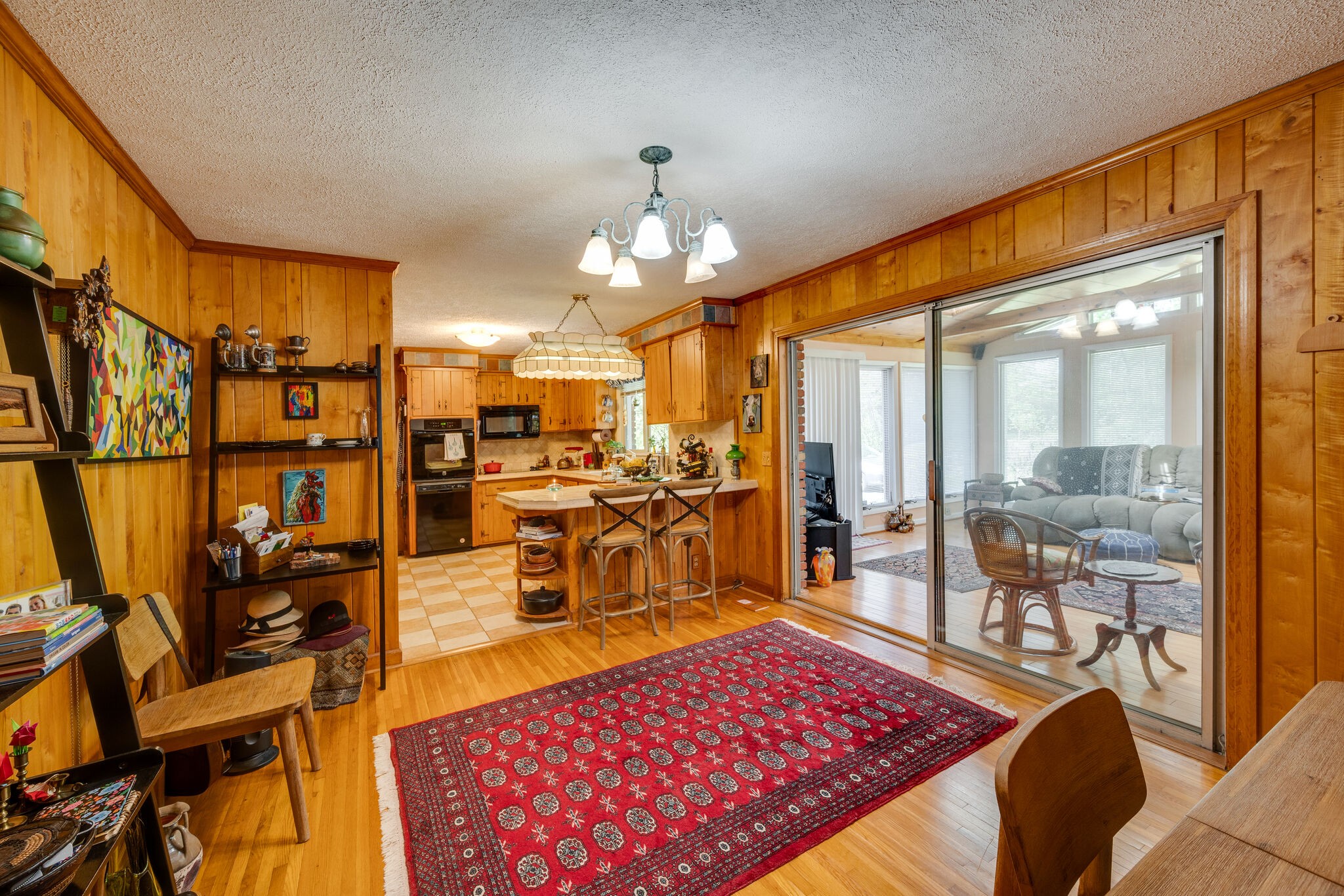 427 Bunkerhill Dr