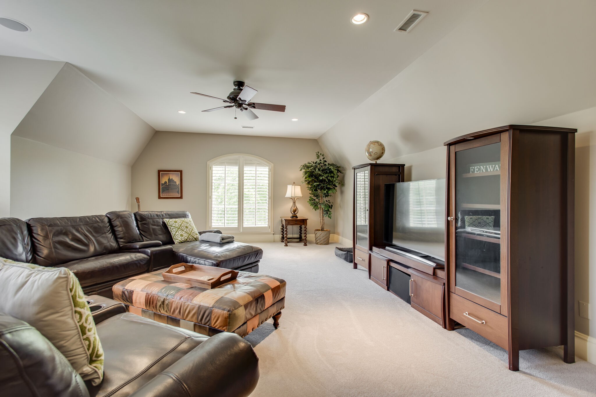 1468 Willowbrooke Cir
