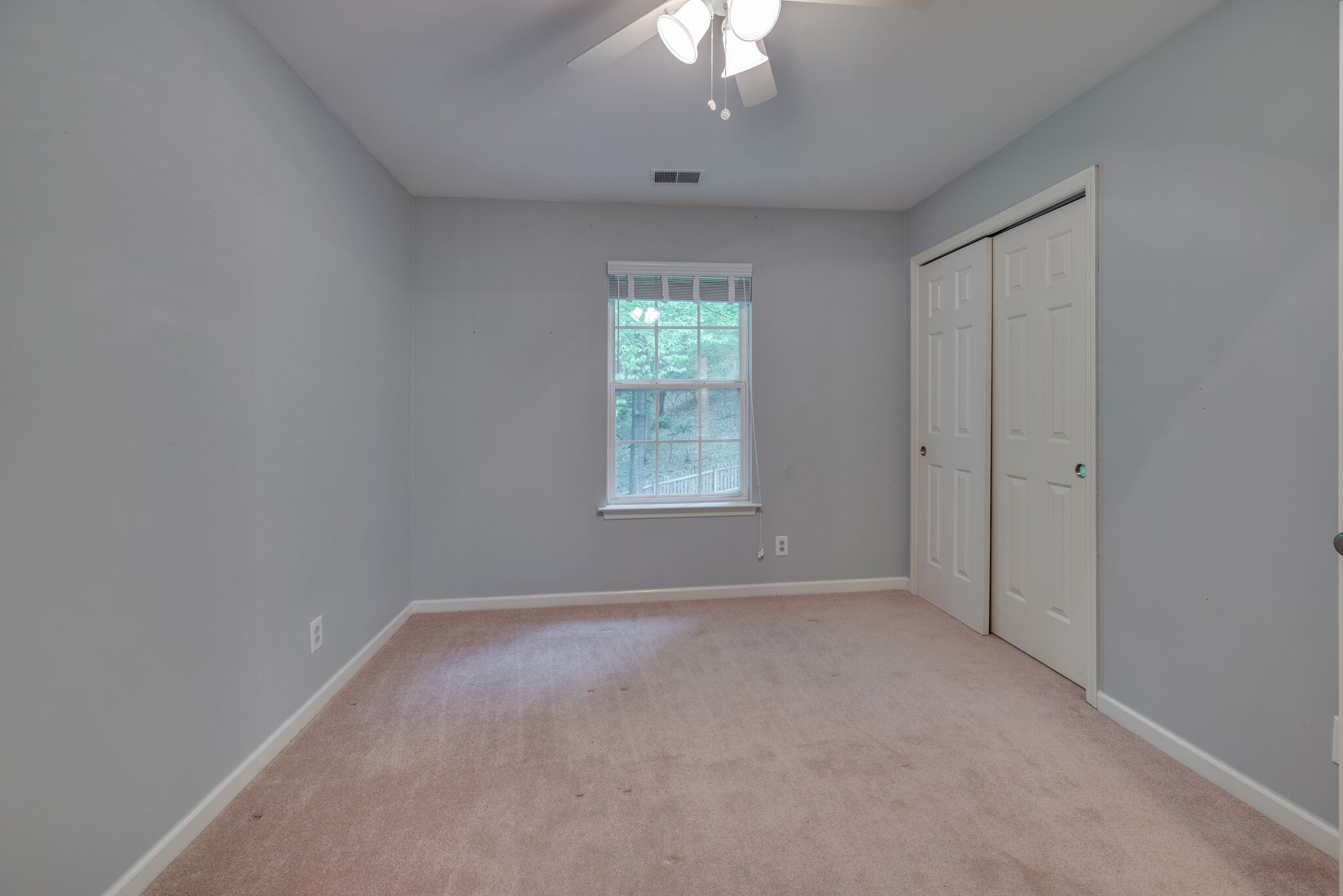 2956 Glenway Dr