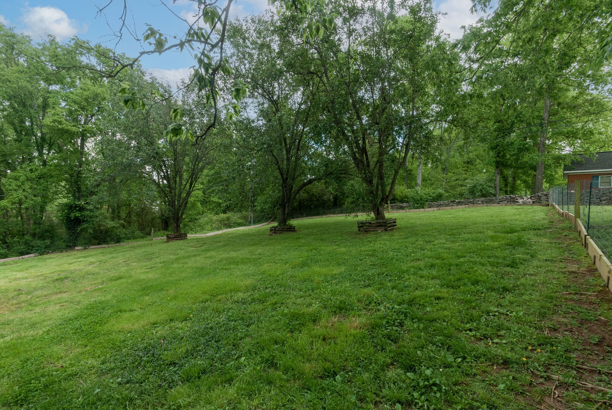 504 Sharondale Dr