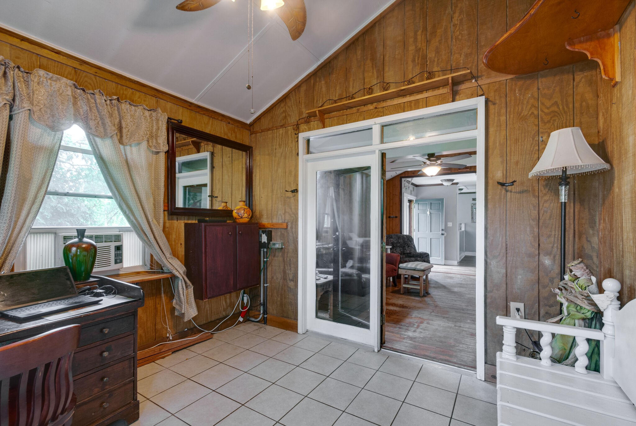 504 Sharondale Dr