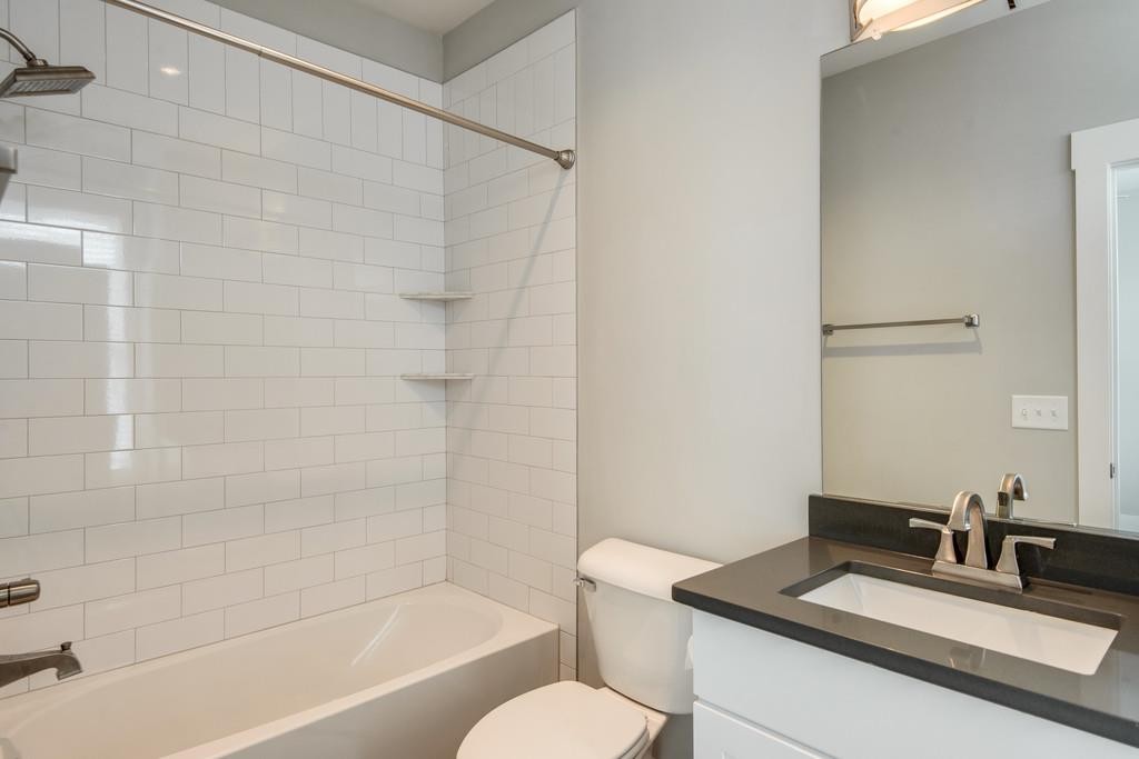 1815 Ridley Blvd Unit: 6