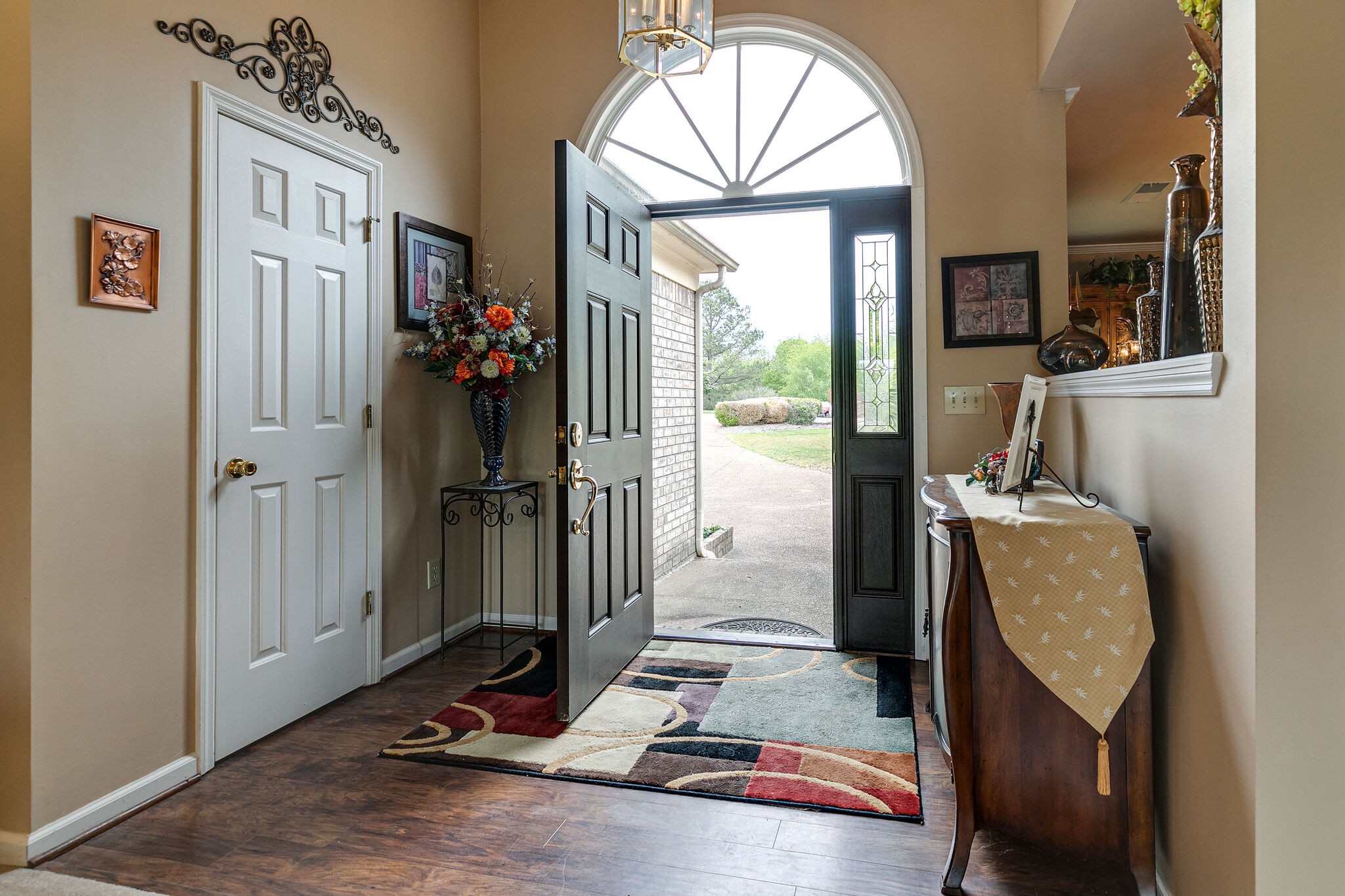 5628 Scenic Ridge Drive
