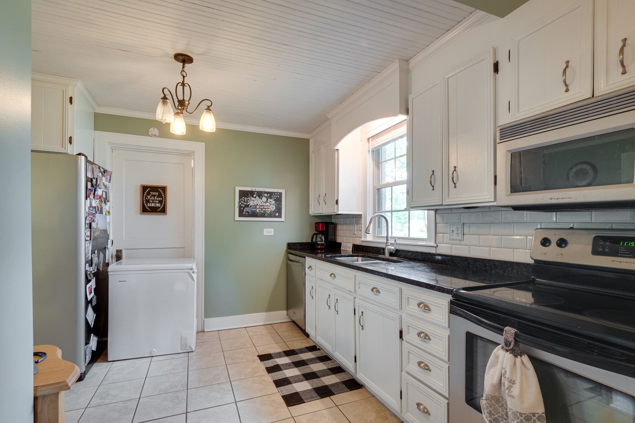 2433 Hwy 231, S