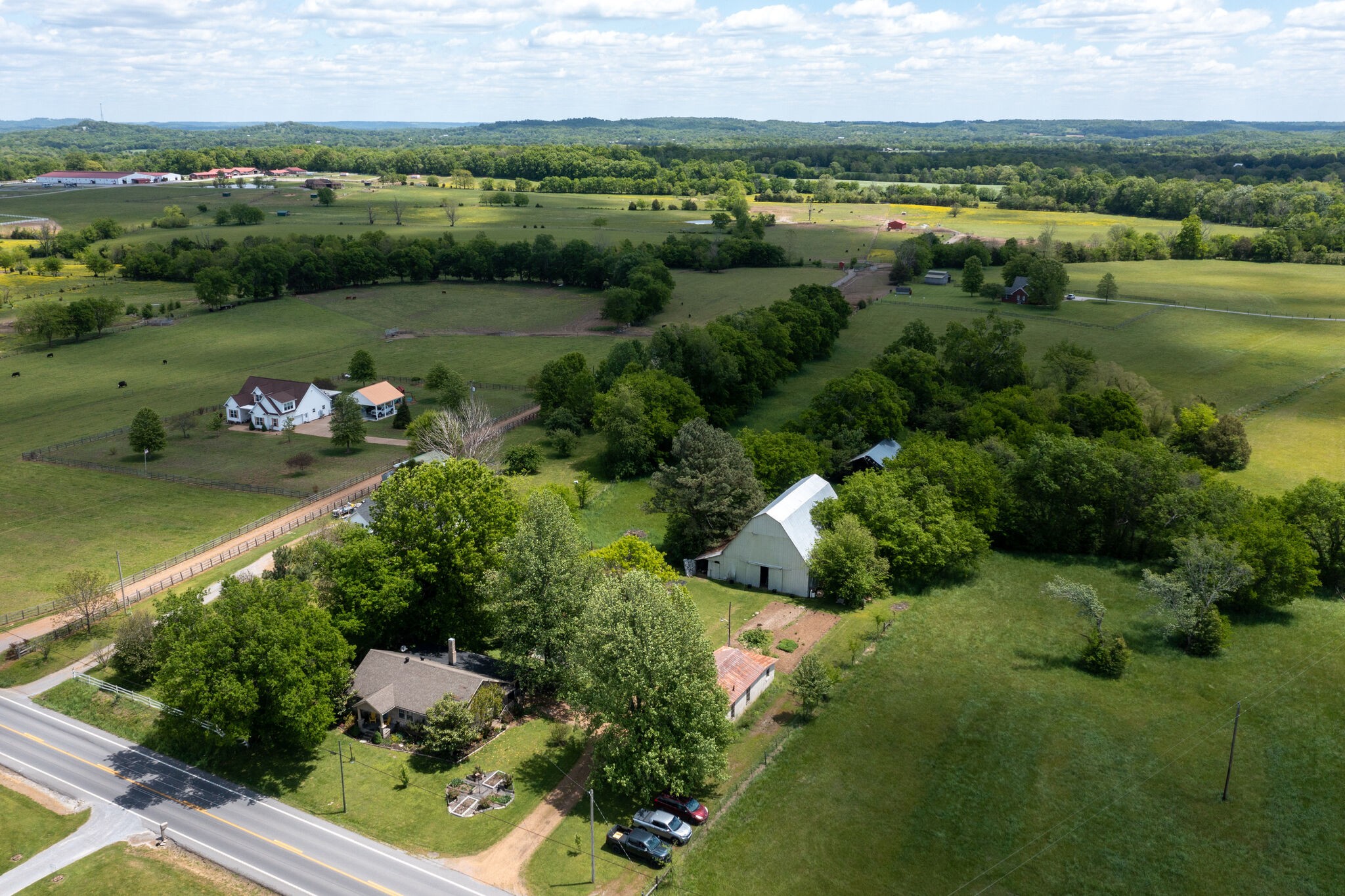 2433 Hwy 231, S