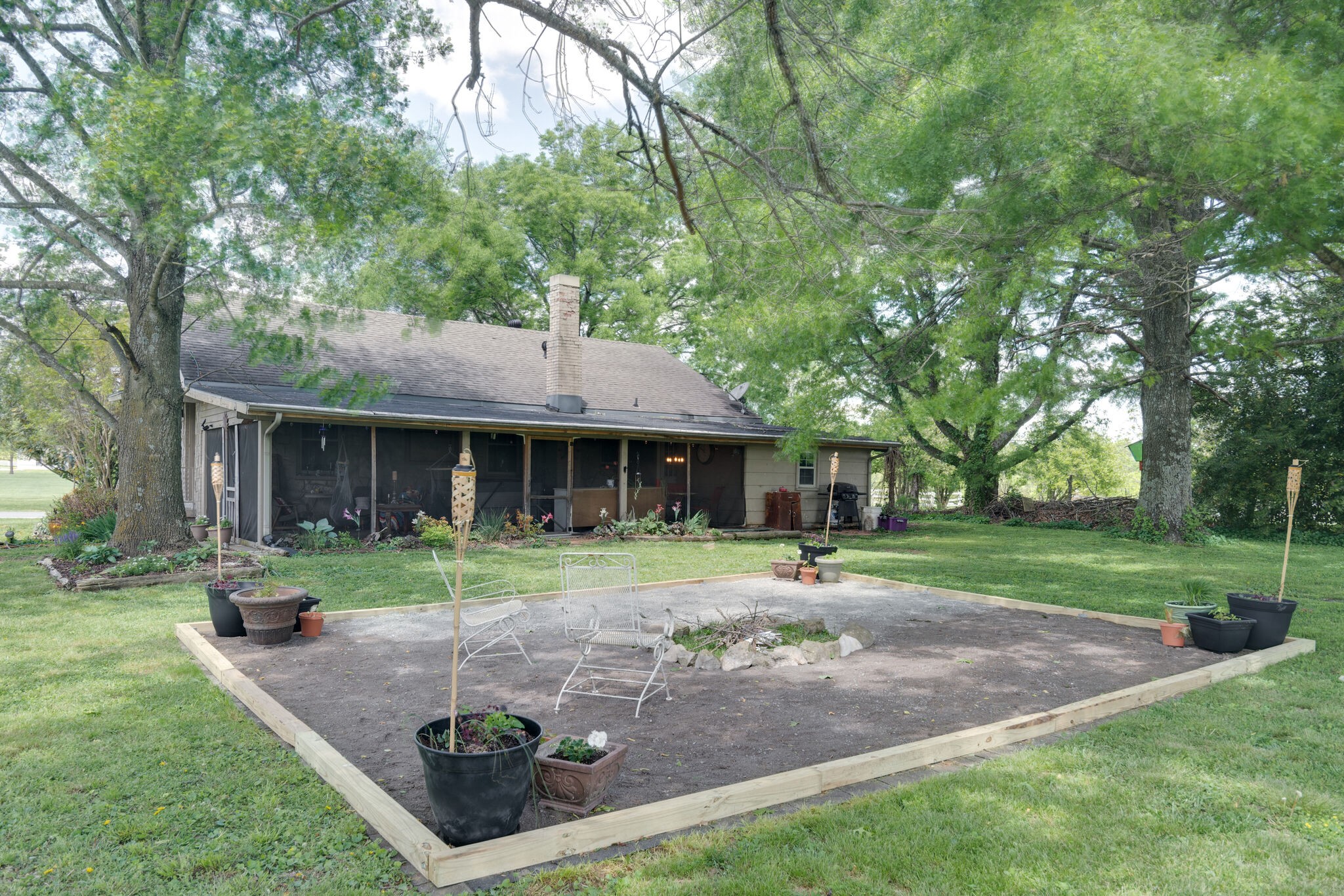 2433 Hwy 231, S