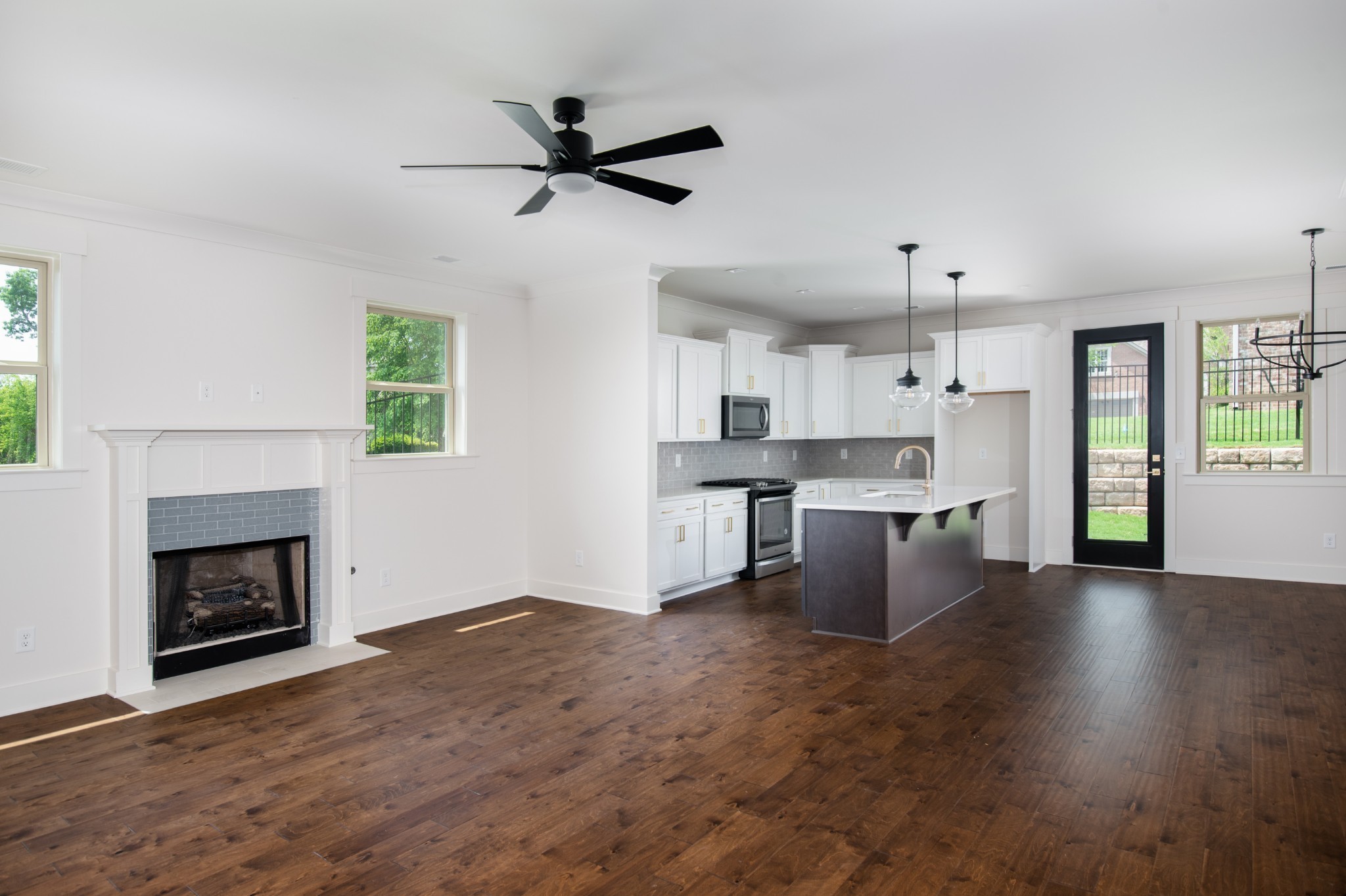 2036 Blackstone Drive