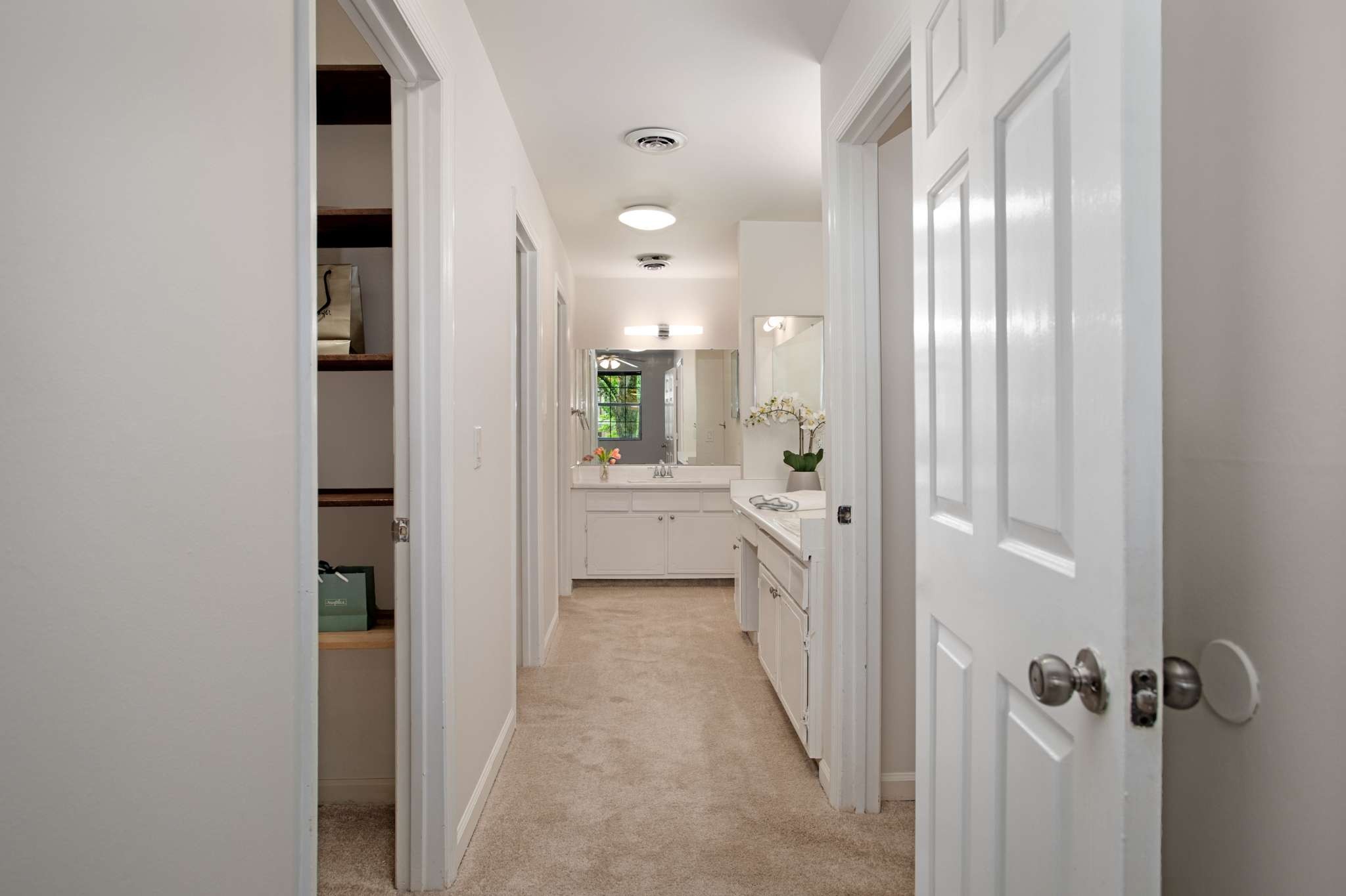 4500 Post Road Unit: B18