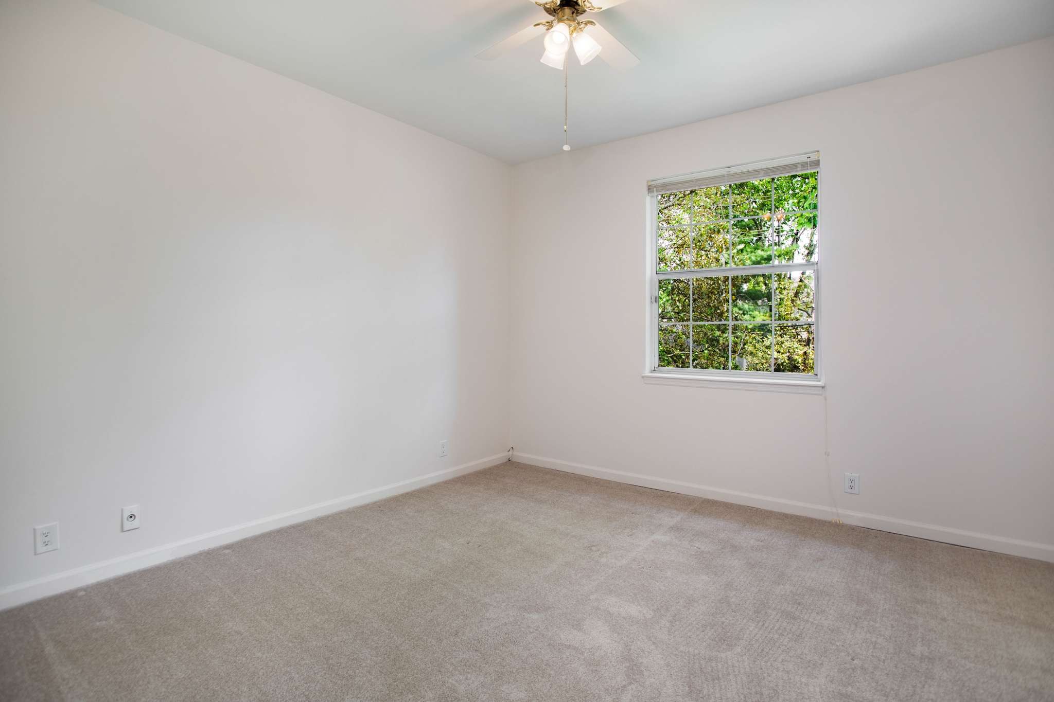 4500 Post Road Unit: B18