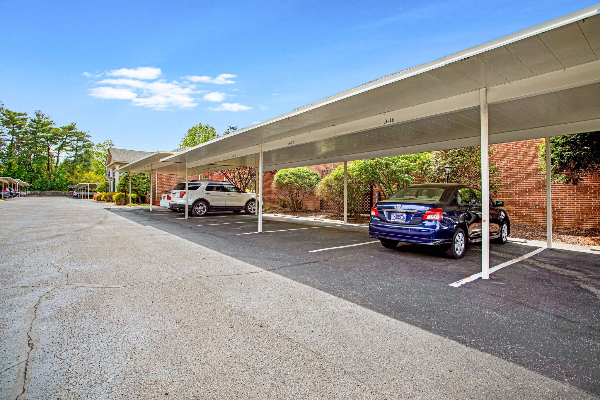 4500 Post Road Unit: B18