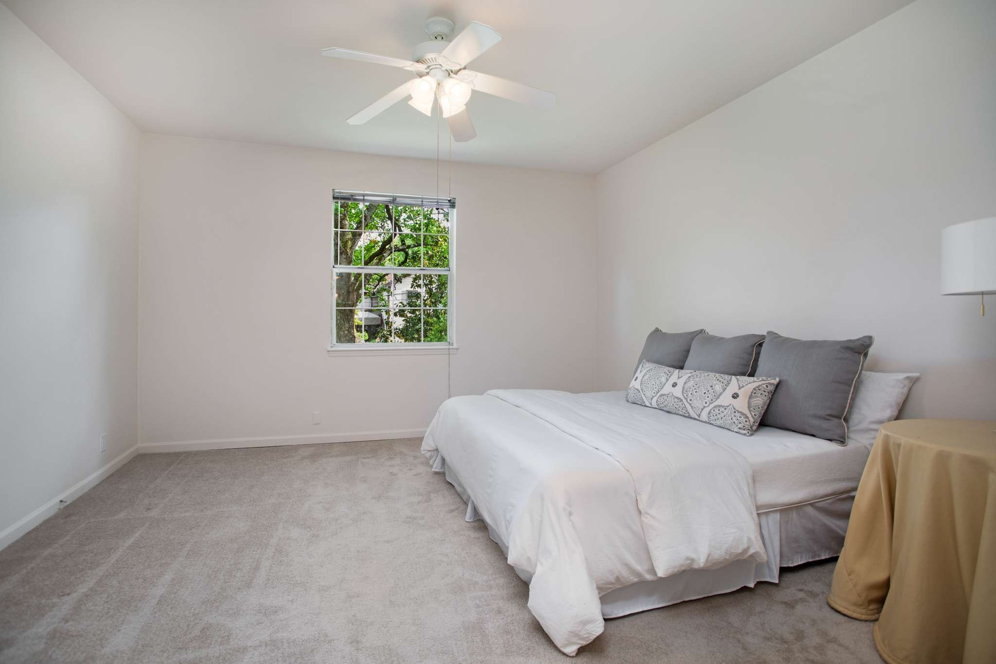 4500 Post Road Unit: B18