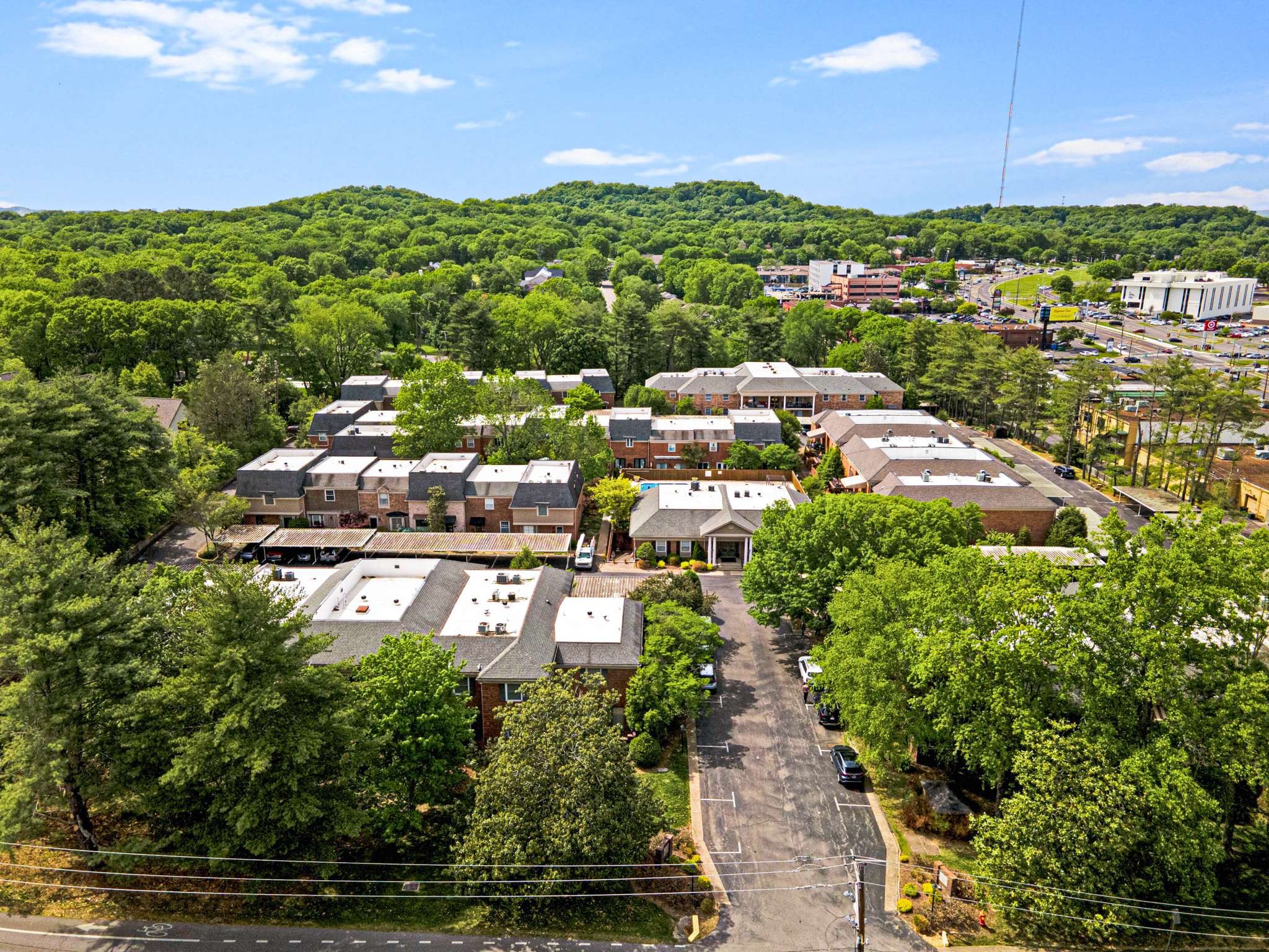 4500 Post Road Unit: B18