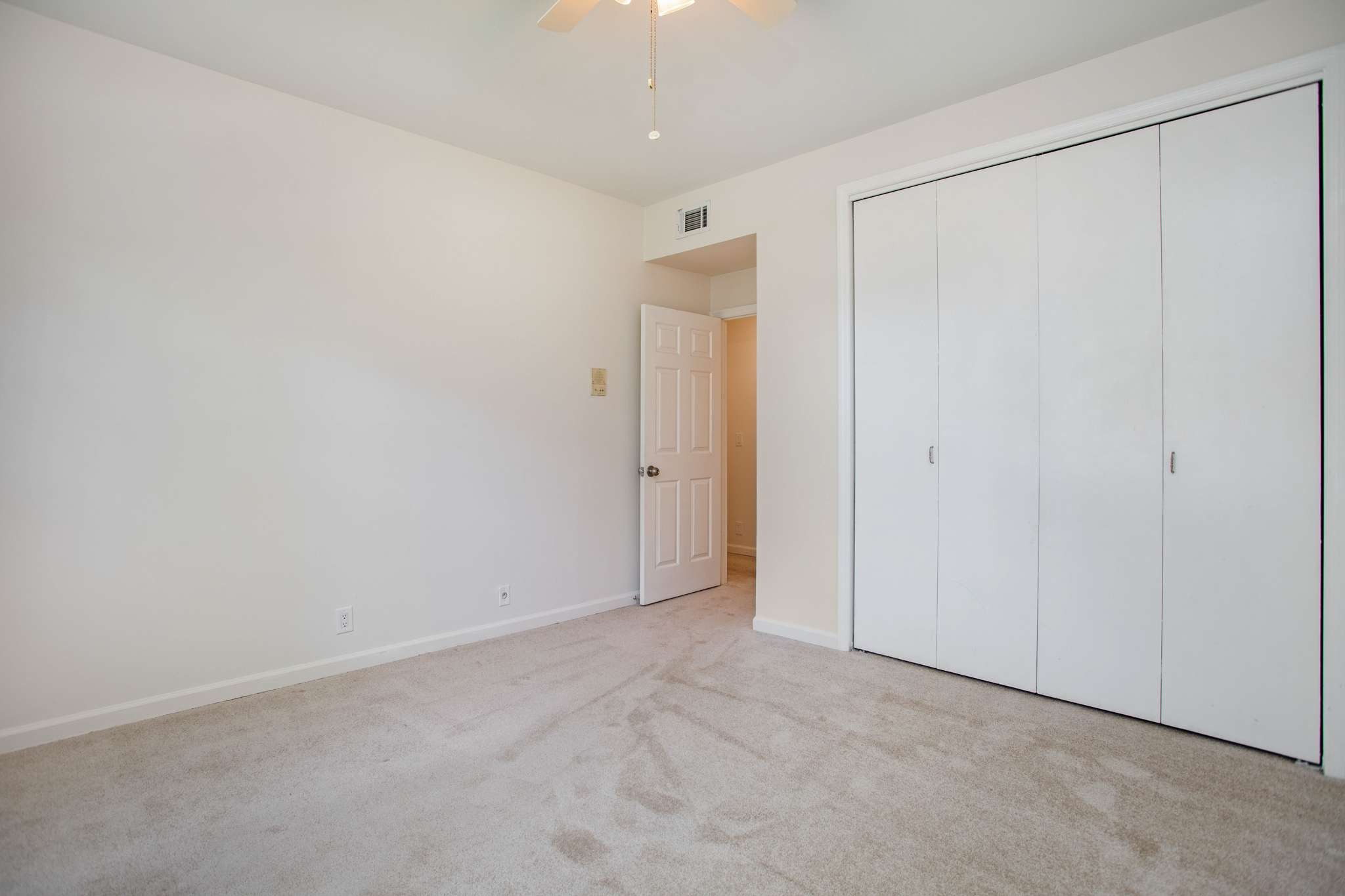 4500 Post Road Unit: B18