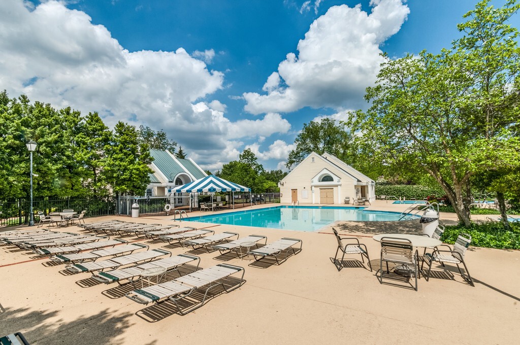 503 Ashlawn Ct