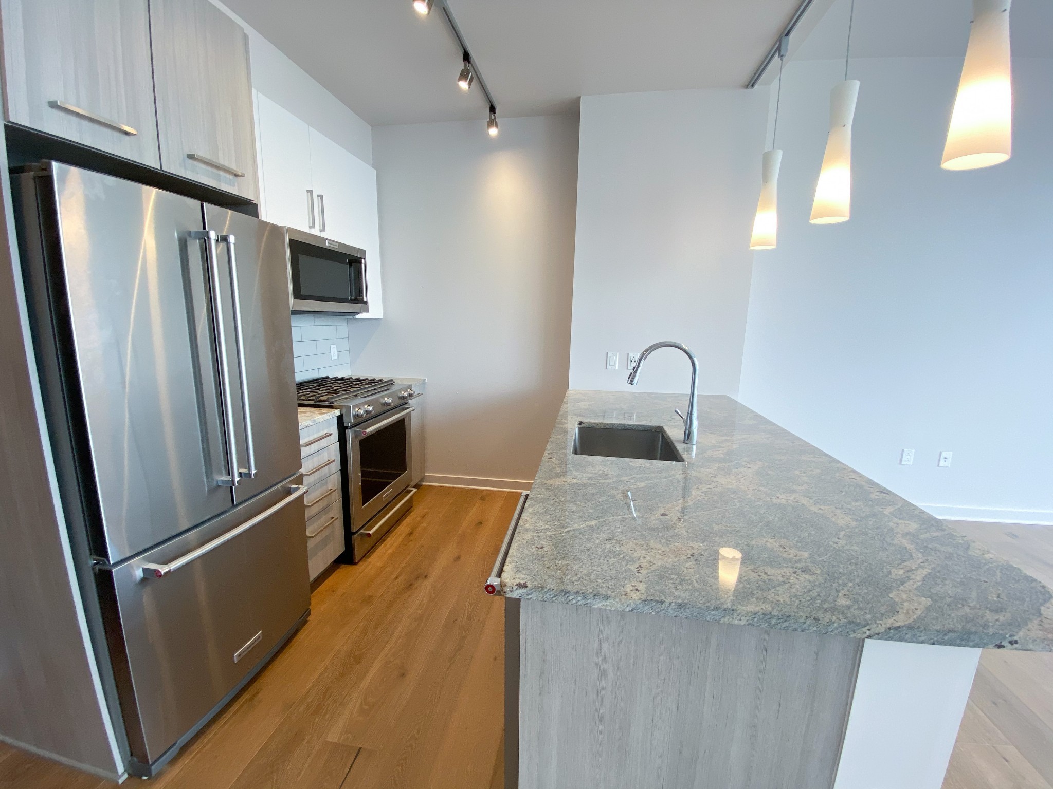 515 Church St Unit: 4209