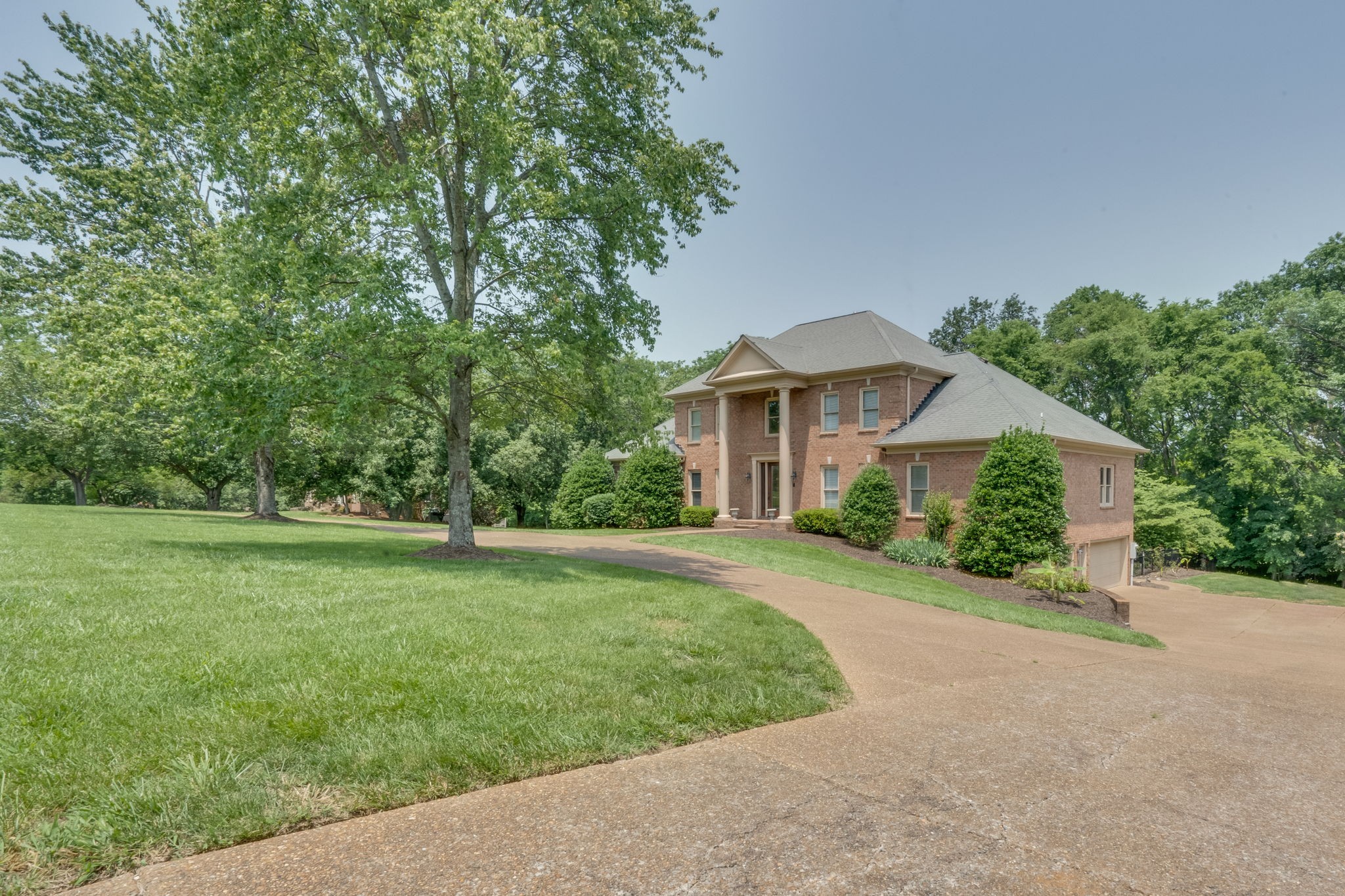 418 Mayfield Pl