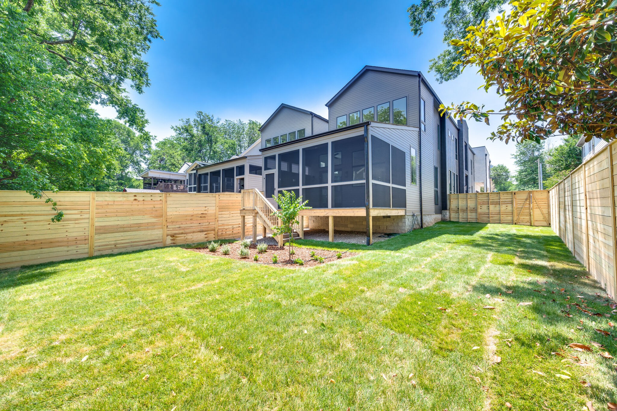 1408B Clifton Lane